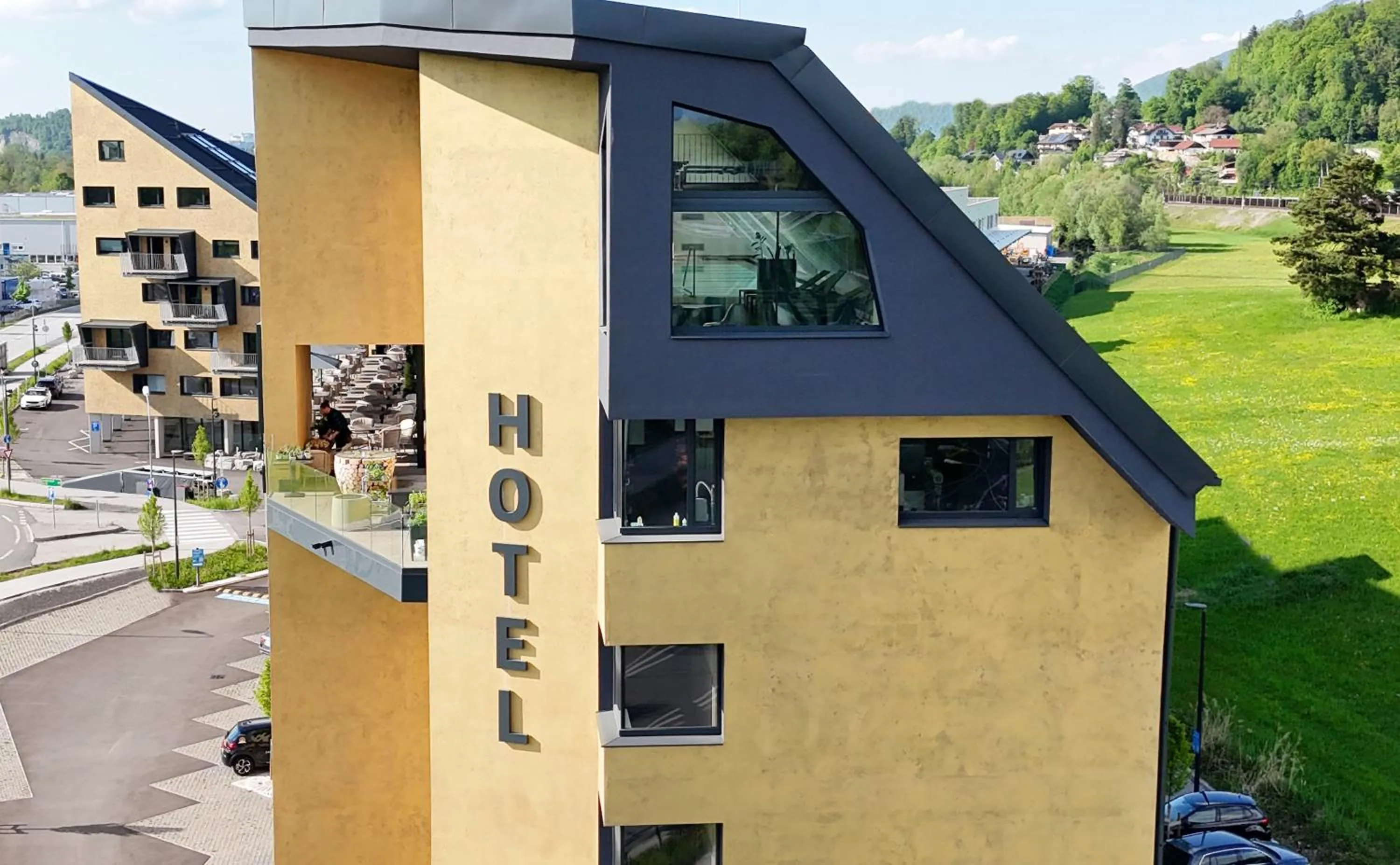 Property building in Hotel im Zentrum für Visionen