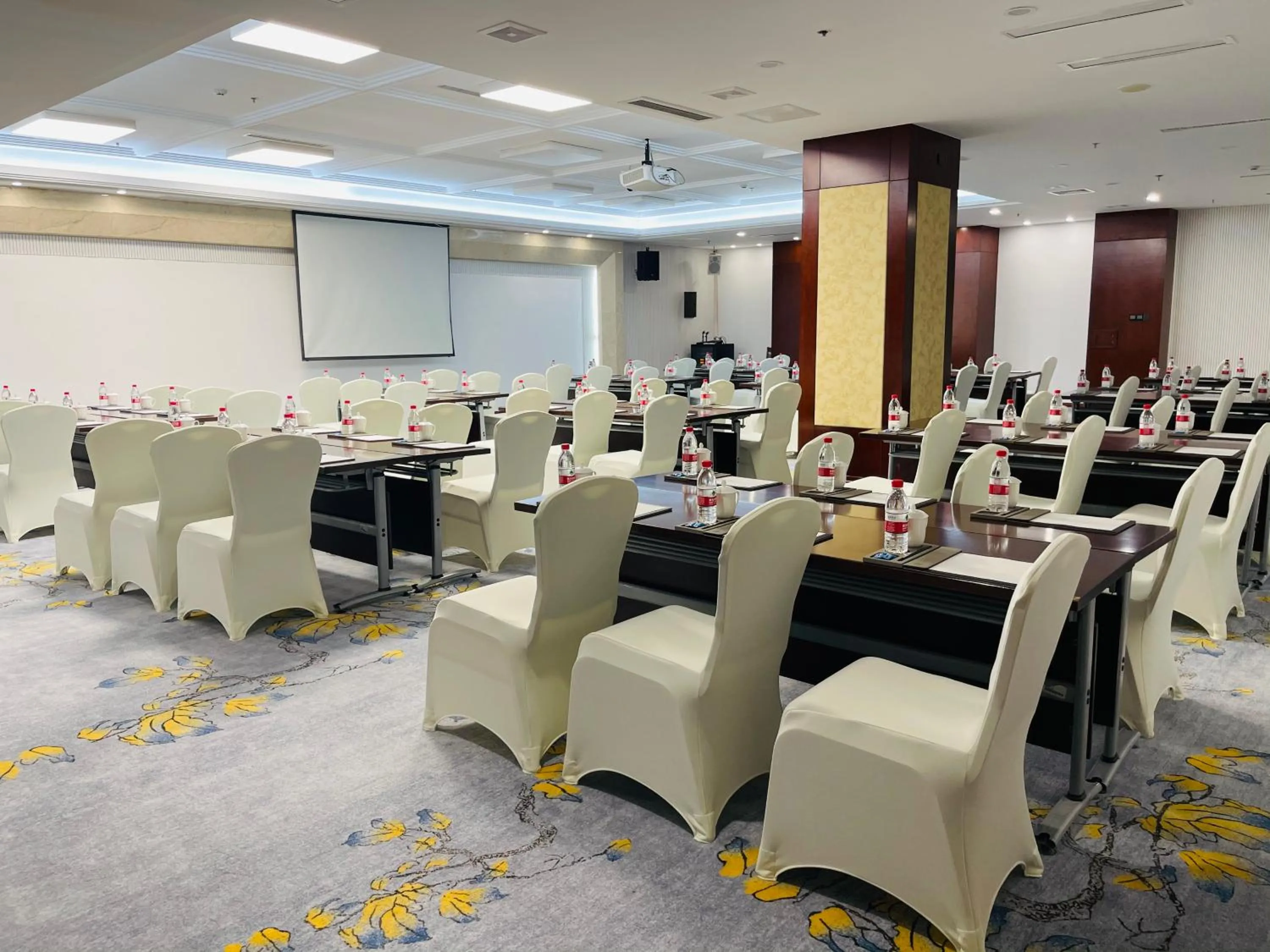Meeting/conference room in Wanda Yi Yangzhou