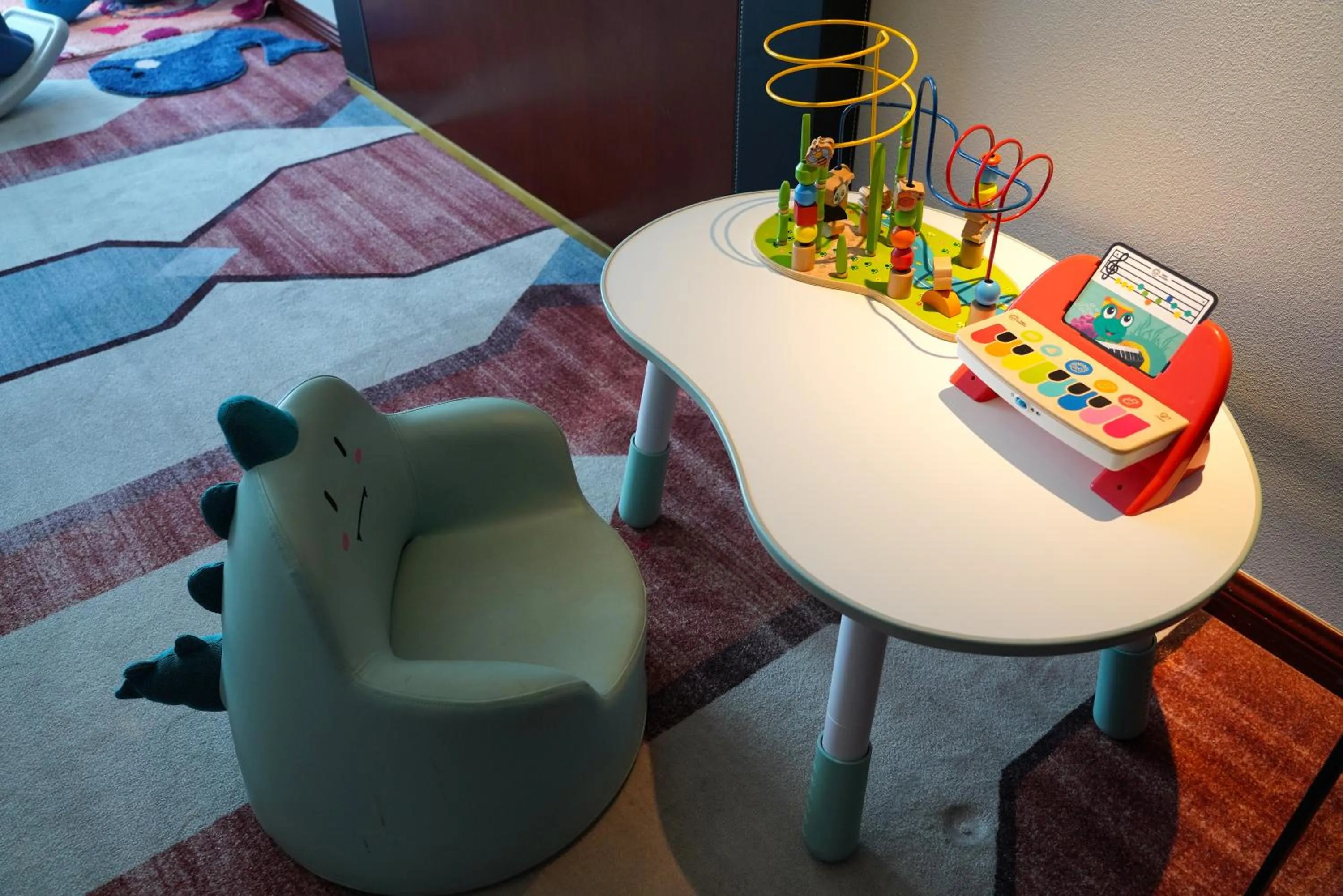 Seating area in Wanda Yi Yangzhou