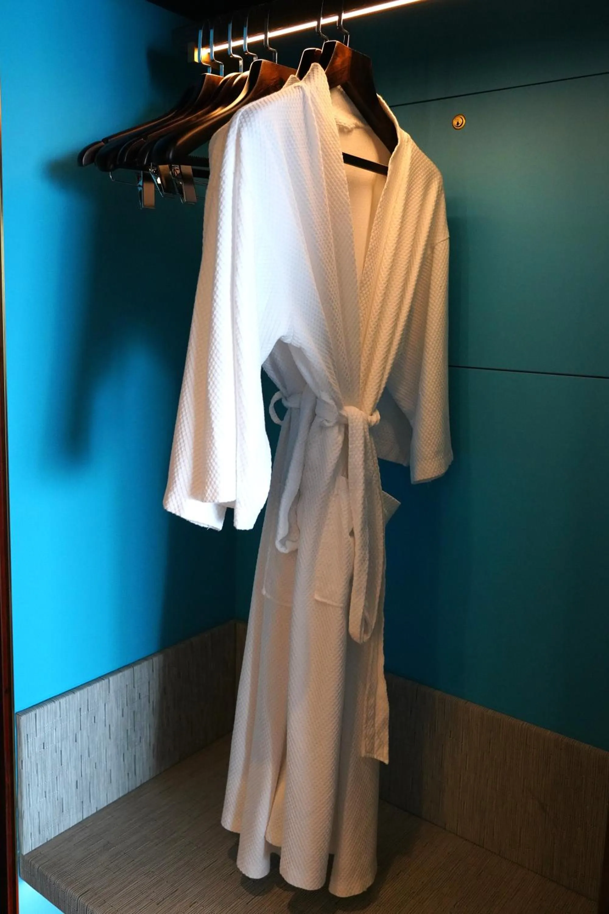 wardrobe in Wanda Yi Yangzhou