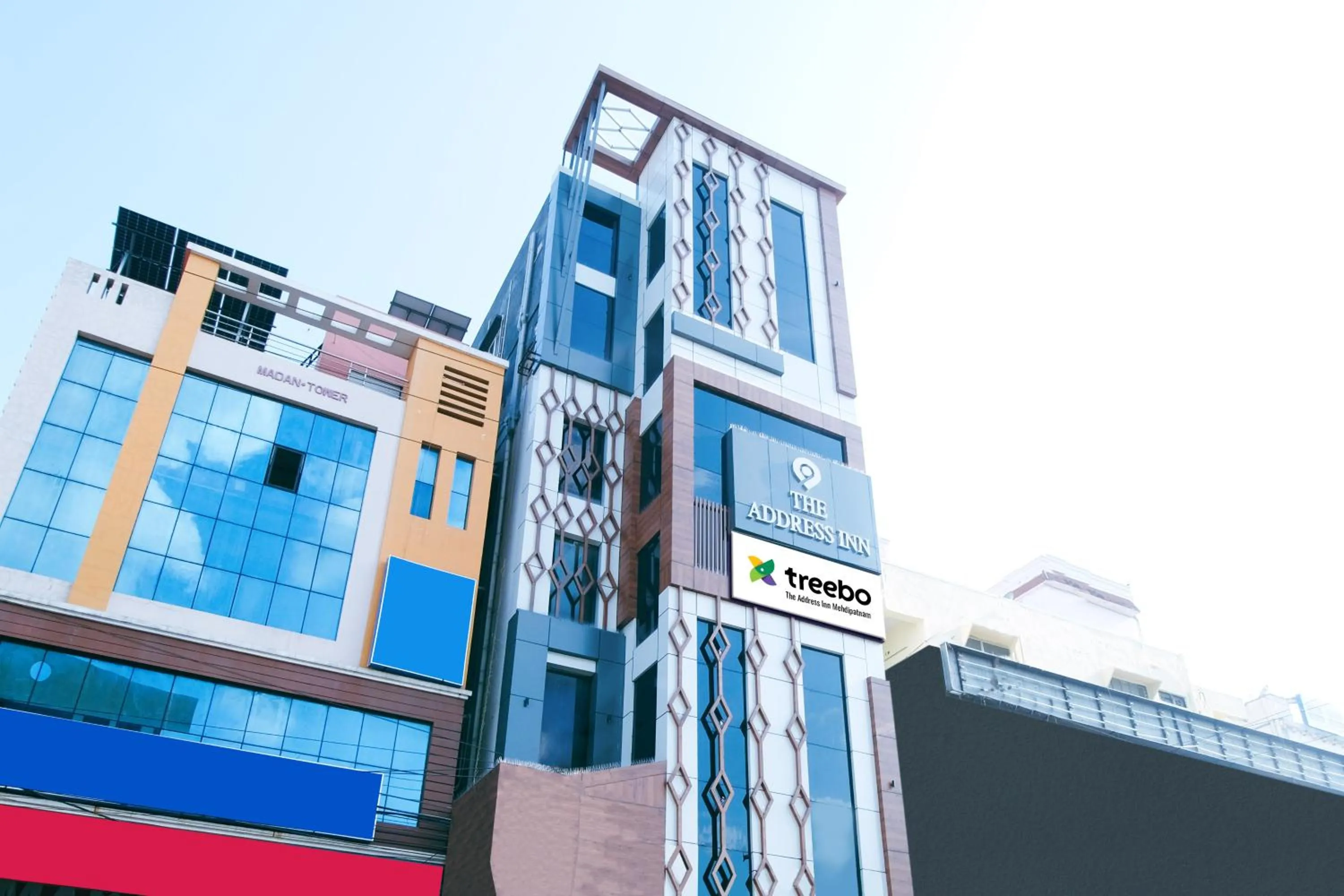 Facade/entrance in Treebo The Address Inn Mehdipatnam