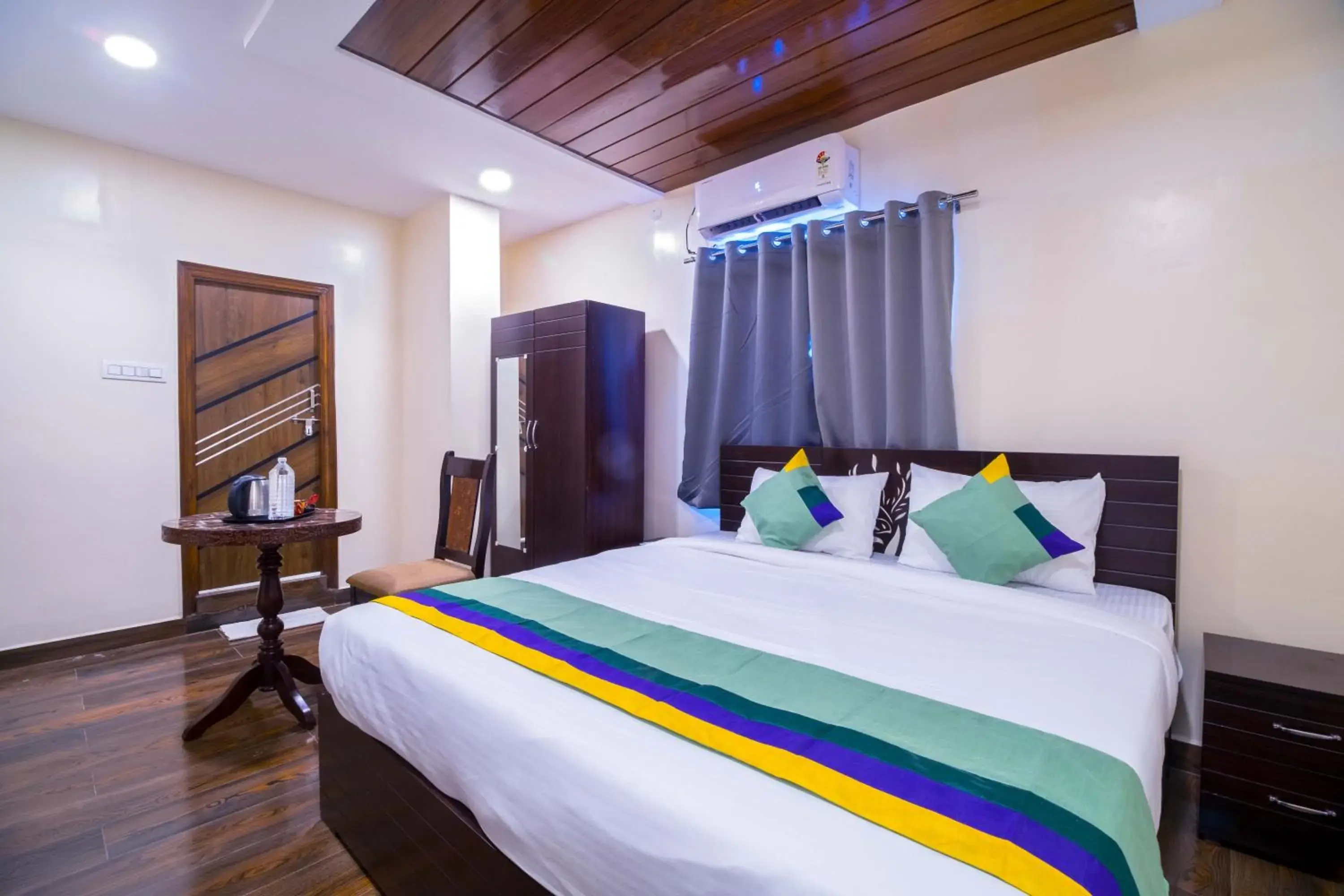 Bedroom, Bed in Treebo The Address Inn Mehdipatnam Bedroom, Bed in Treebo The Address Inn Mehdipatnam