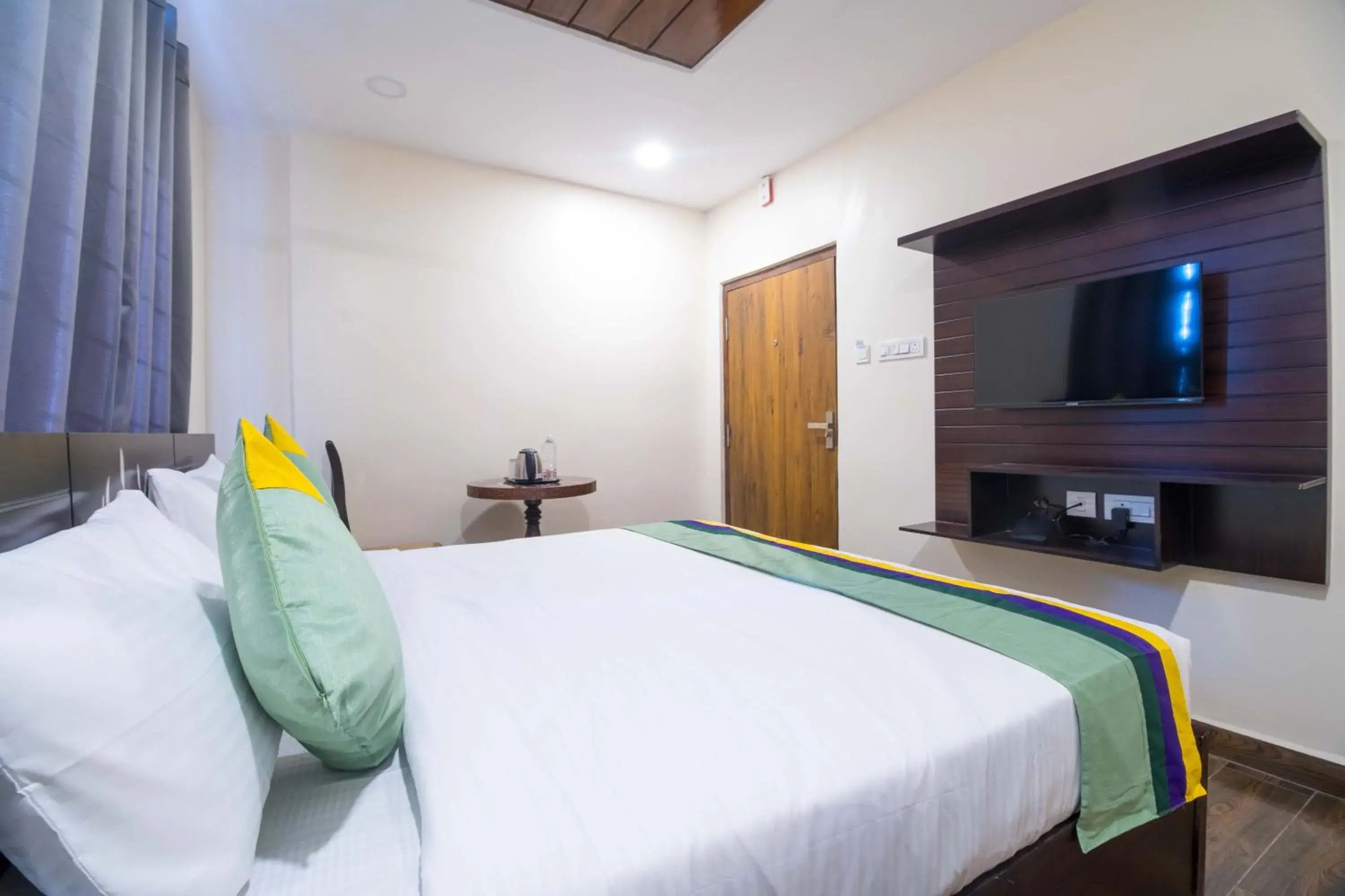Bedroom, Bed in Treebo The Address Inn Mehdipatnam Bedroom, Bed in Treebo The Address Inn Mehdipatnam