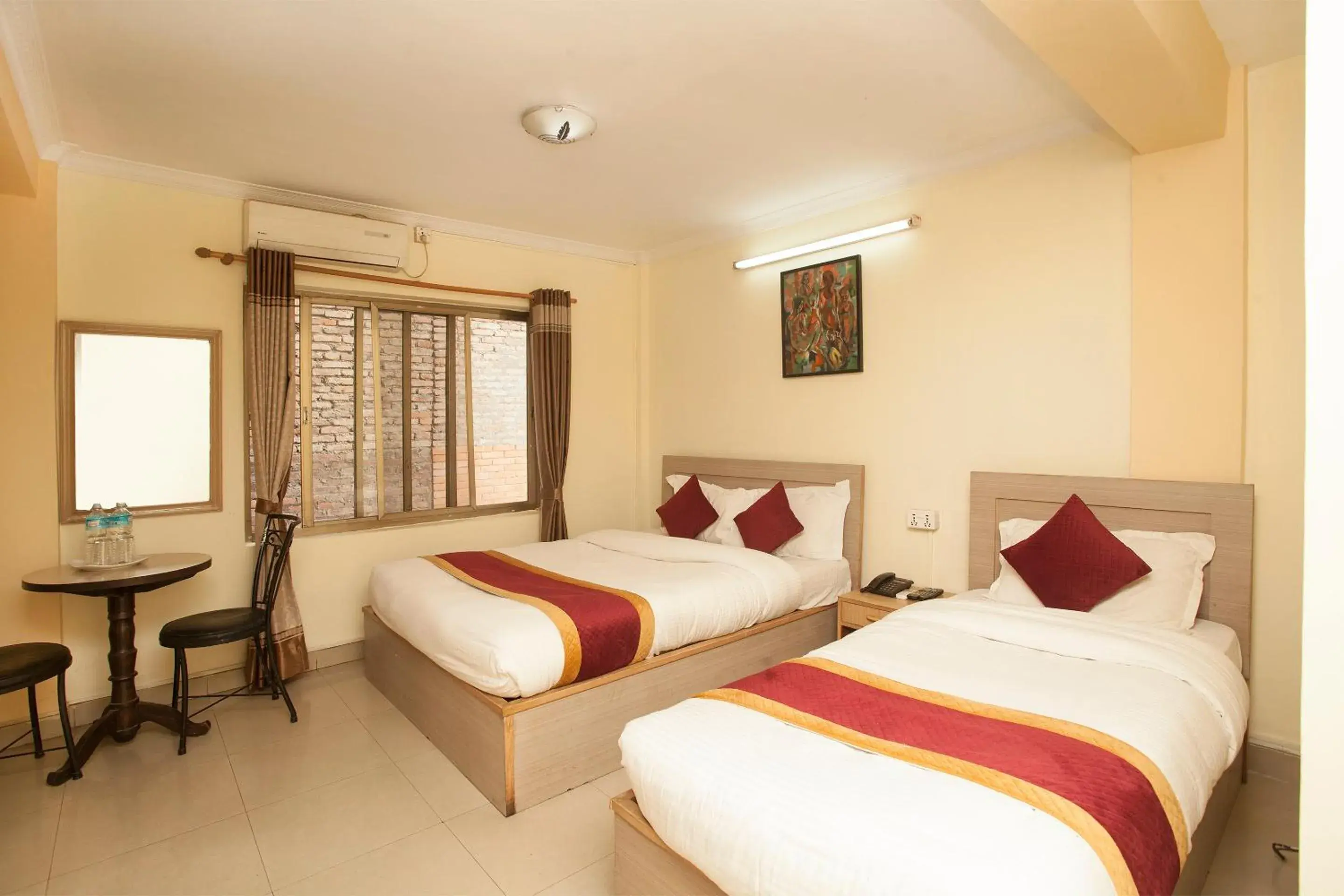 Twin Room in Hotel Mountain Gateway Twin Room in Hotel Mountain Gateway