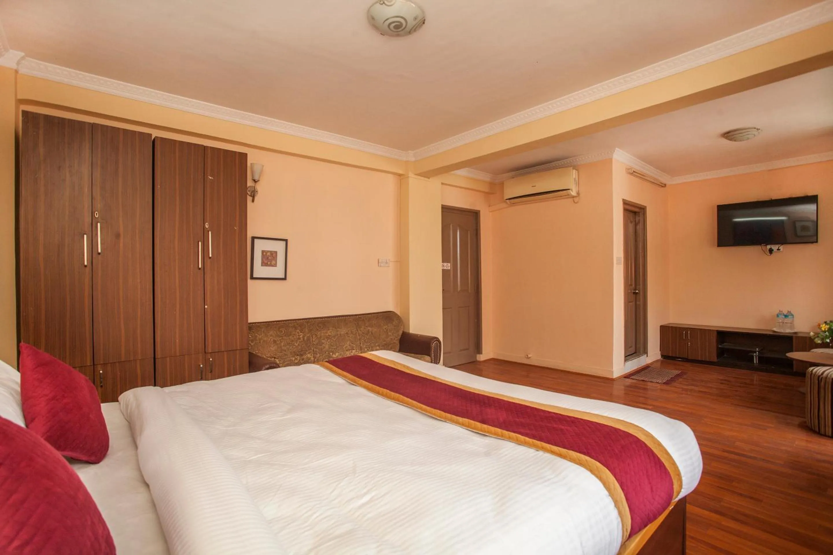 Bedroom, Bed in Hotel Mountain Gateway