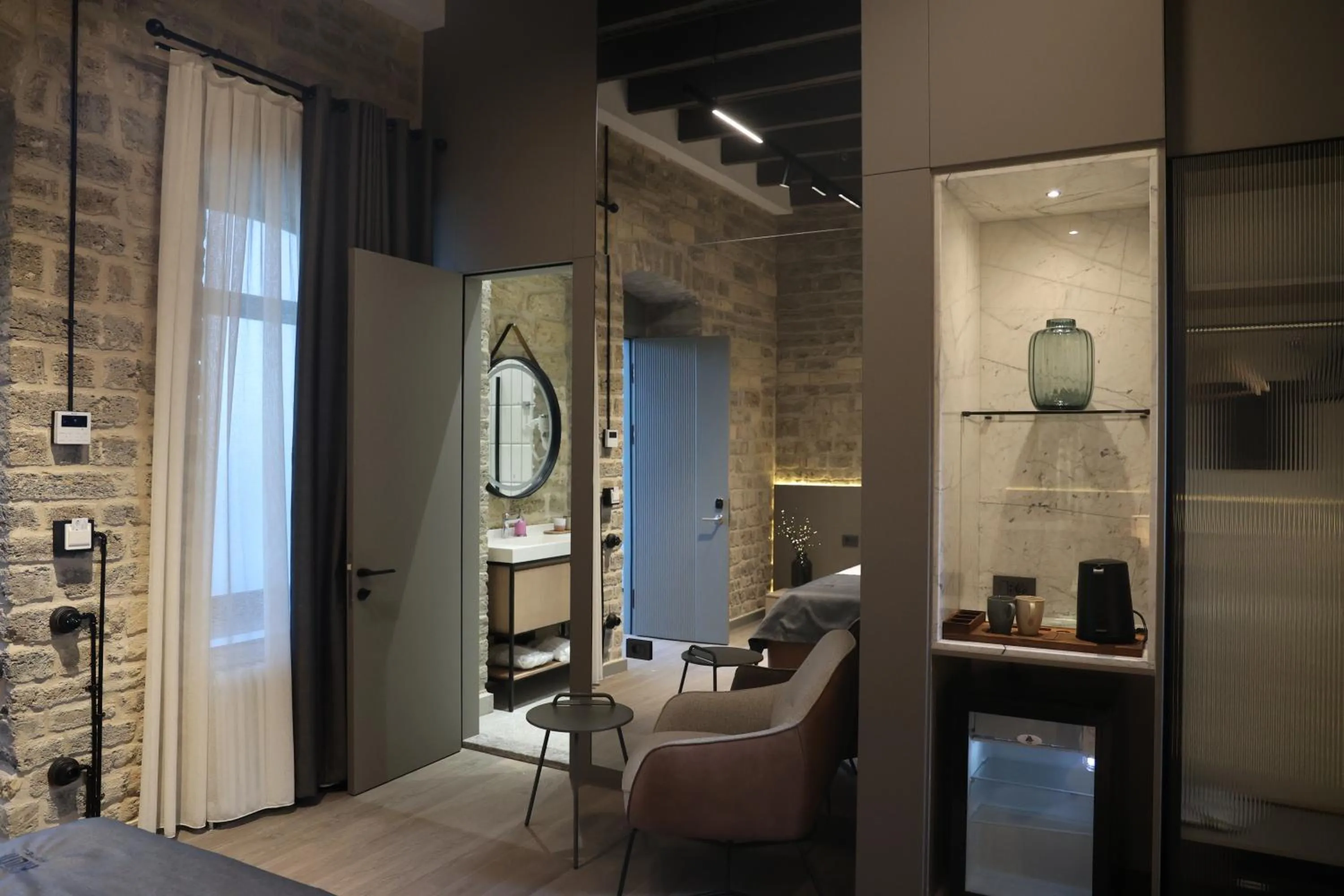 Photo of the whole room in Kilim Boutique Hotel