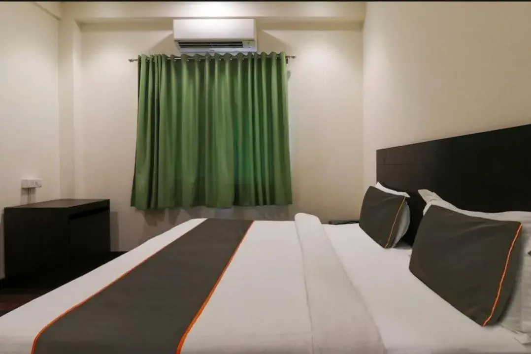 Bedroom, Bed in Riddhi Inn Bedroom, Bed in Riddhi Inn