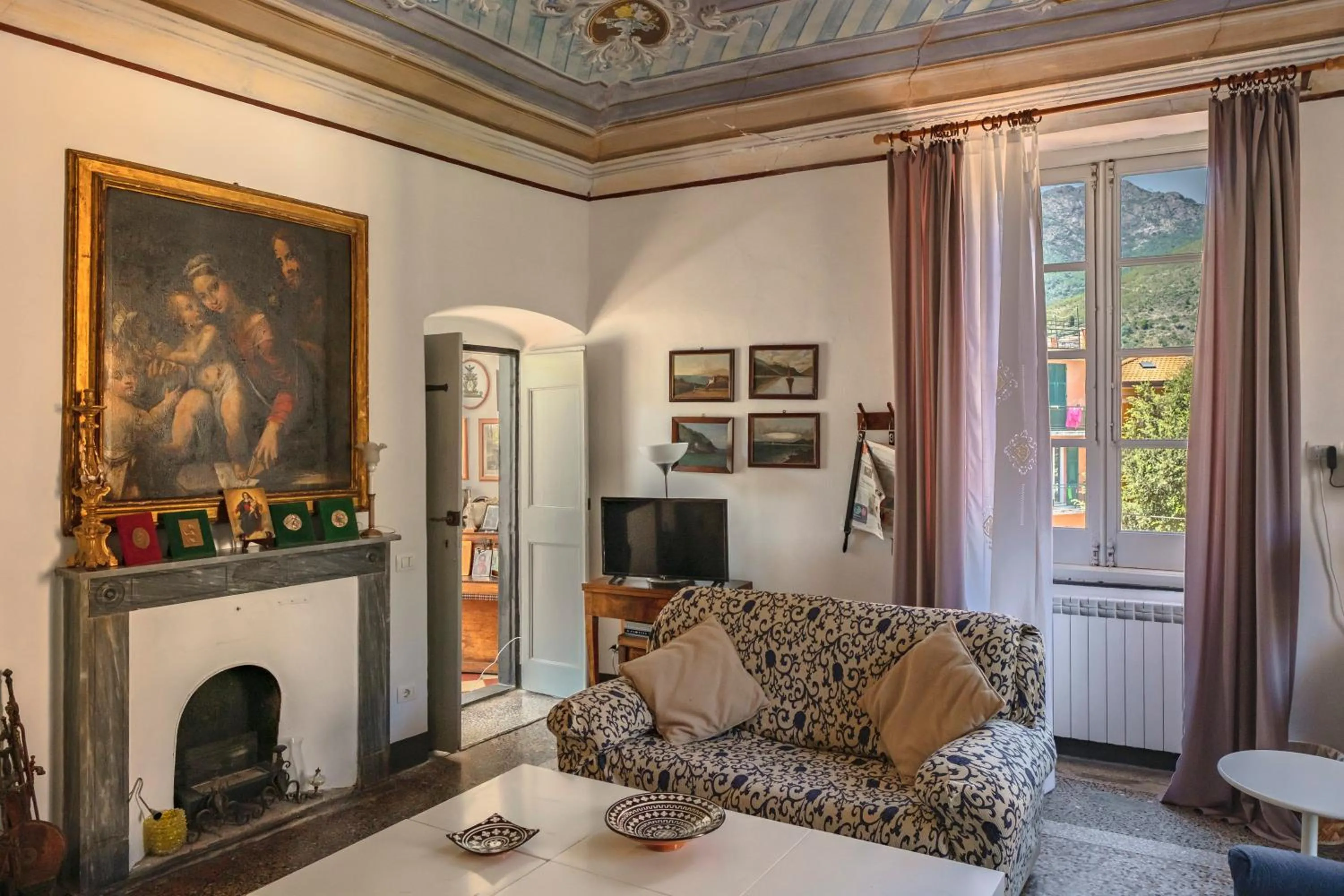 Impero Luxury Apartment