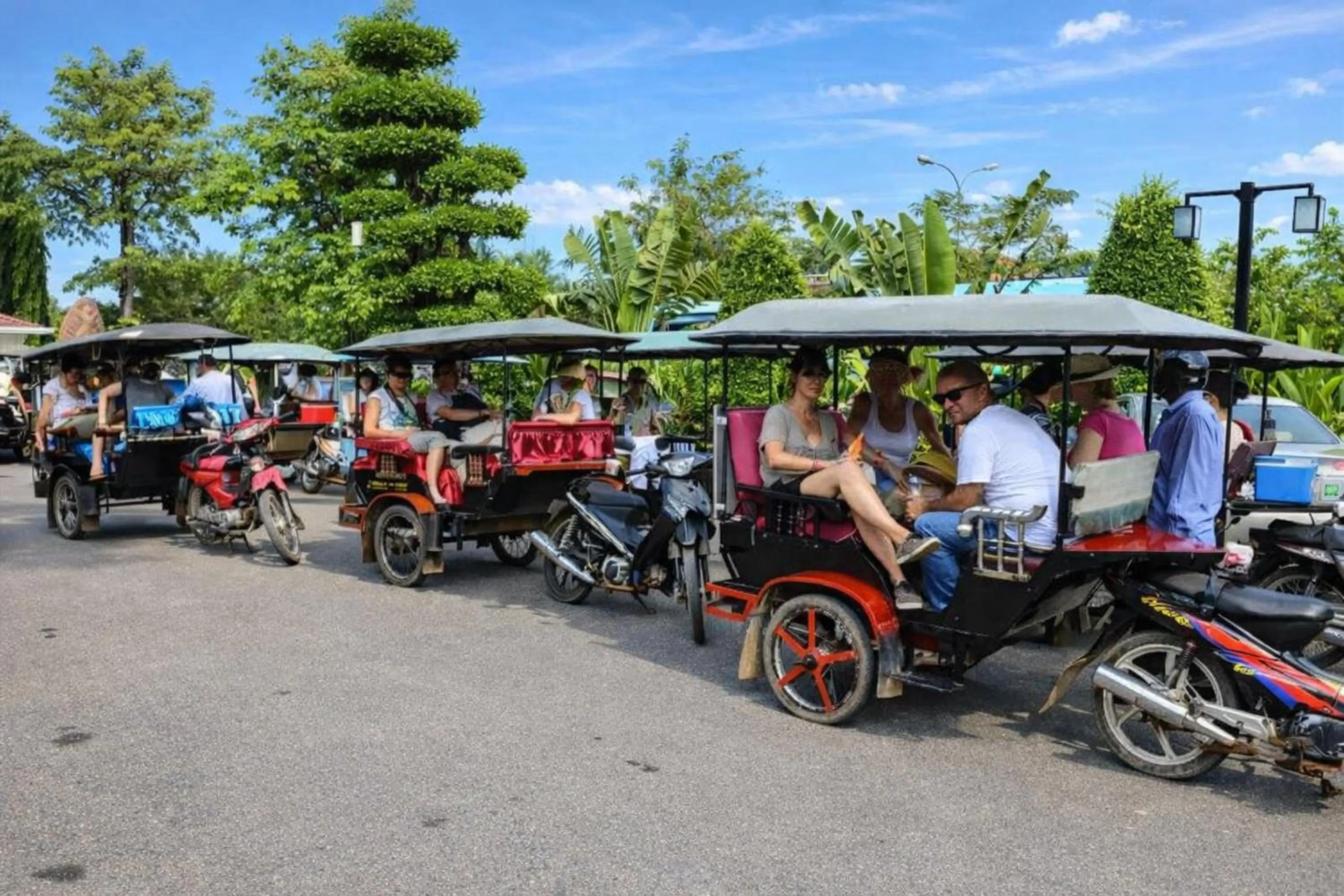 Day in EG Paradise Angkor Villa Hotel