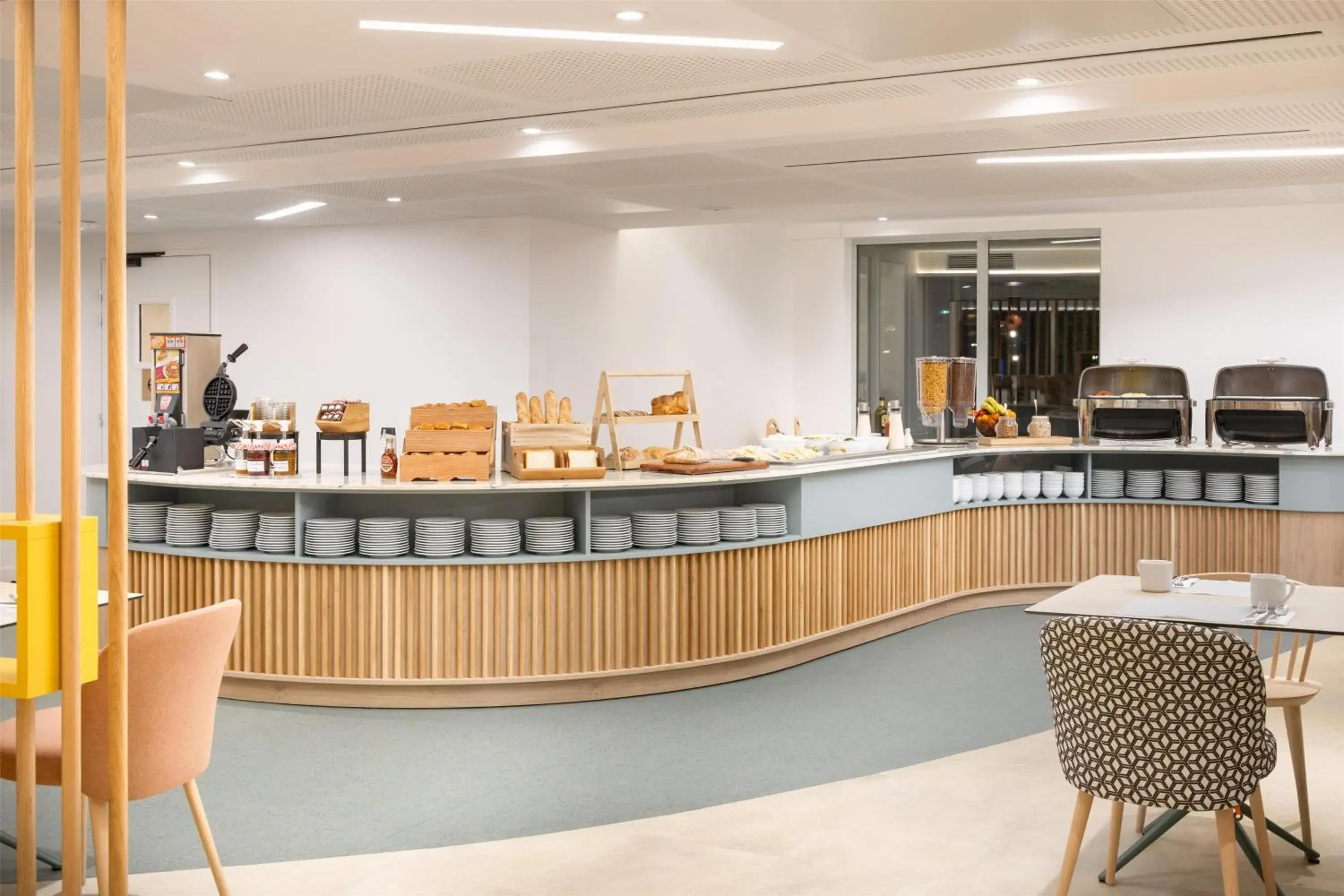 Breakfast in Hampton By Hilton Paris Charles De Gaulle Airport Breakfast in Hampton By Hilton Paris Charles De Gaulle Airport