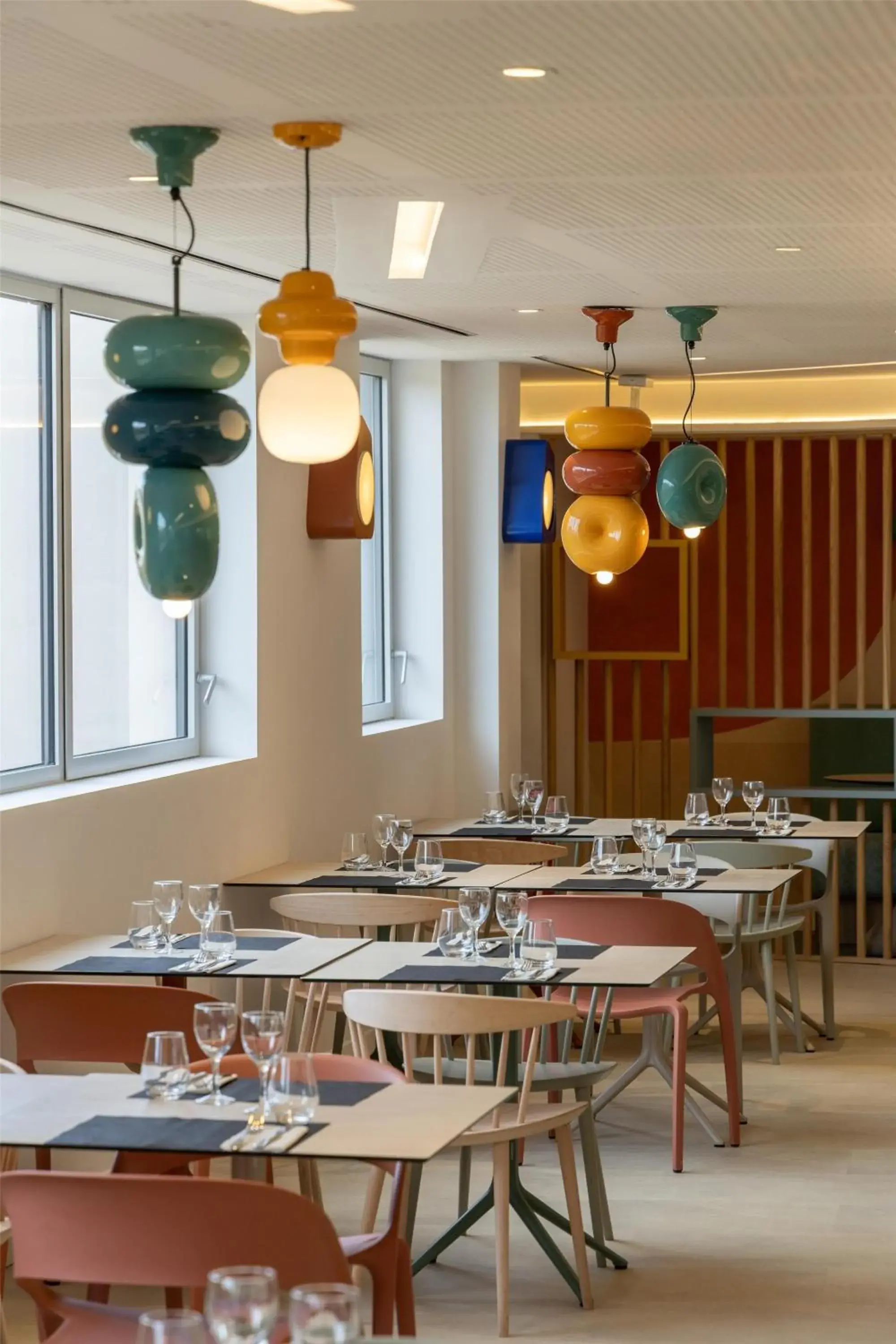 Restaurant/places to eat in Hampton By Hilton Paris Charles De Gaulle Airport Restaurant/places to eat in Hampton By Hilton Paris Charles De Gaulle Airport