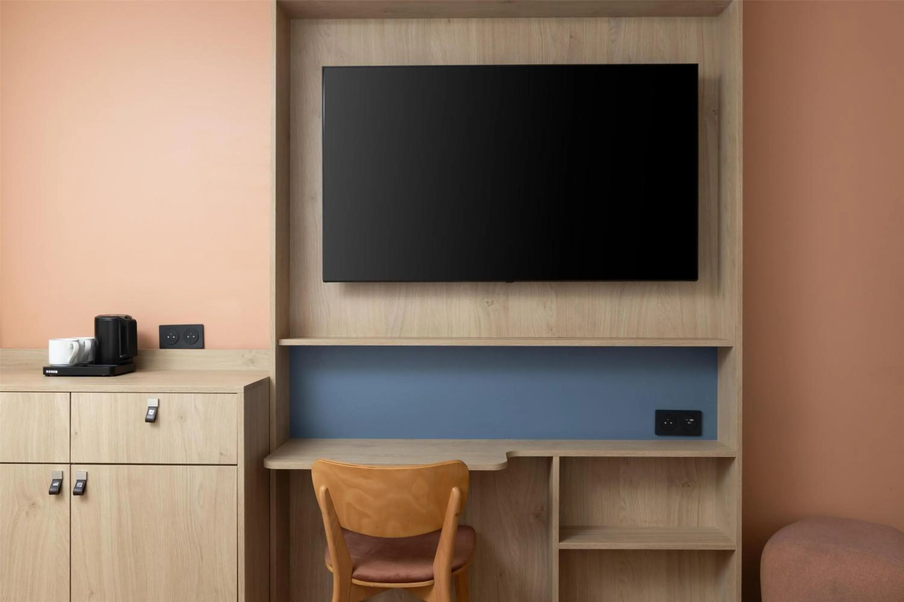 Bedroom in Hampton By Hilton Paris Charles De Gaulle Airport