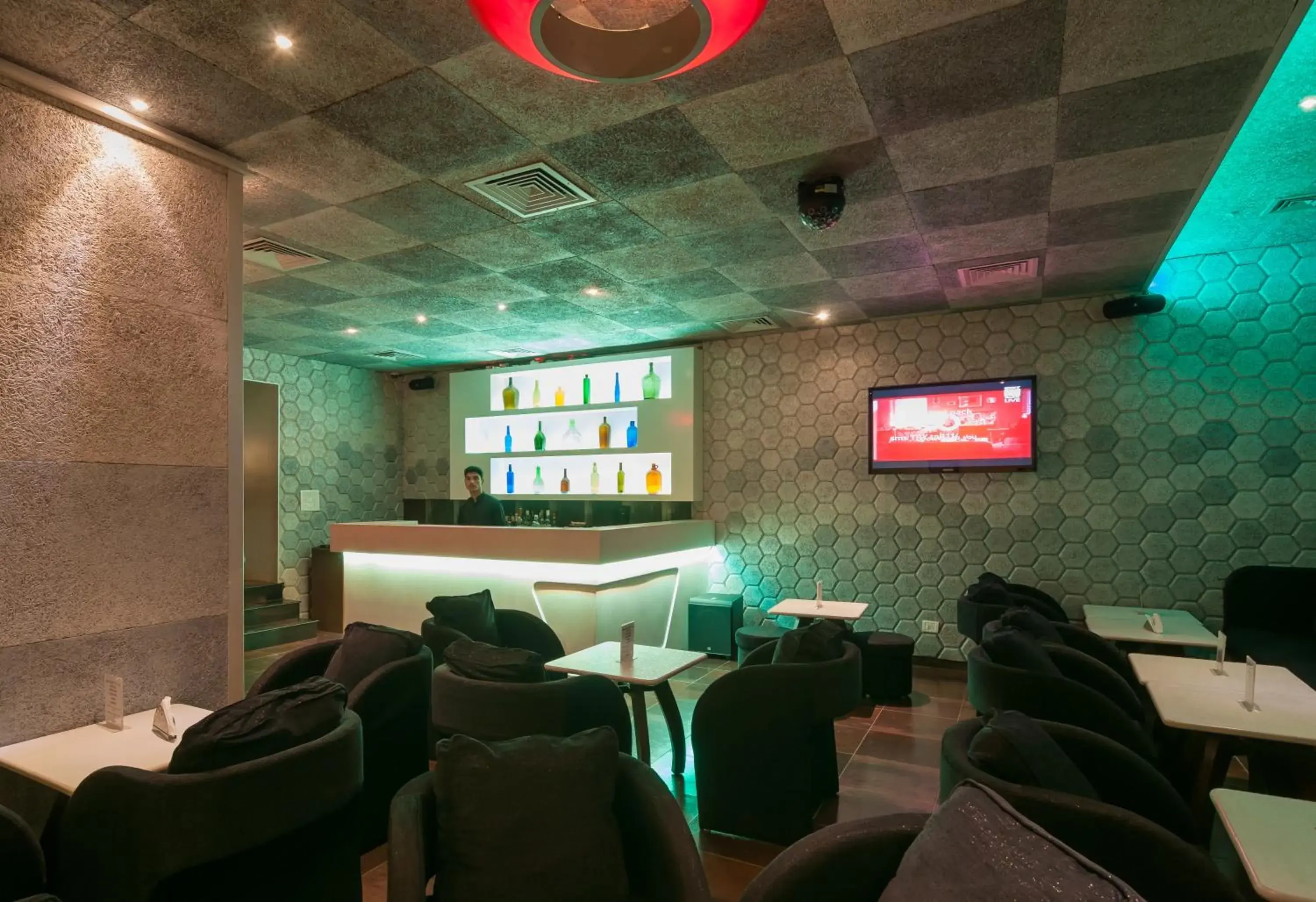 Lounge or bar in Nanutel Margao Lounge or bar in Nanutel Margao