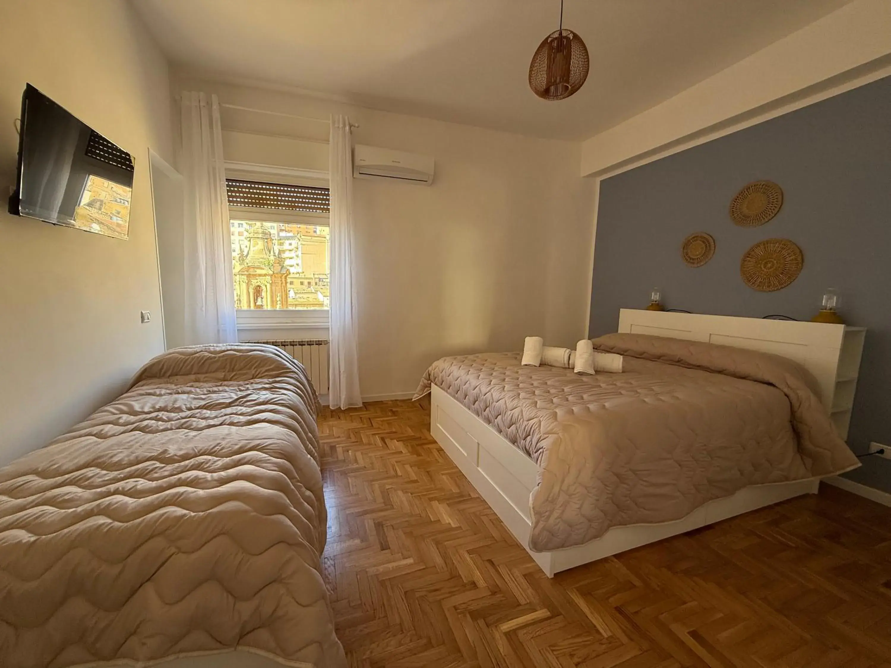 Triple Room with Balcony in B&B MiraValle Agrigento Triple Room with Balcony in B&B MiraValle Agrigento