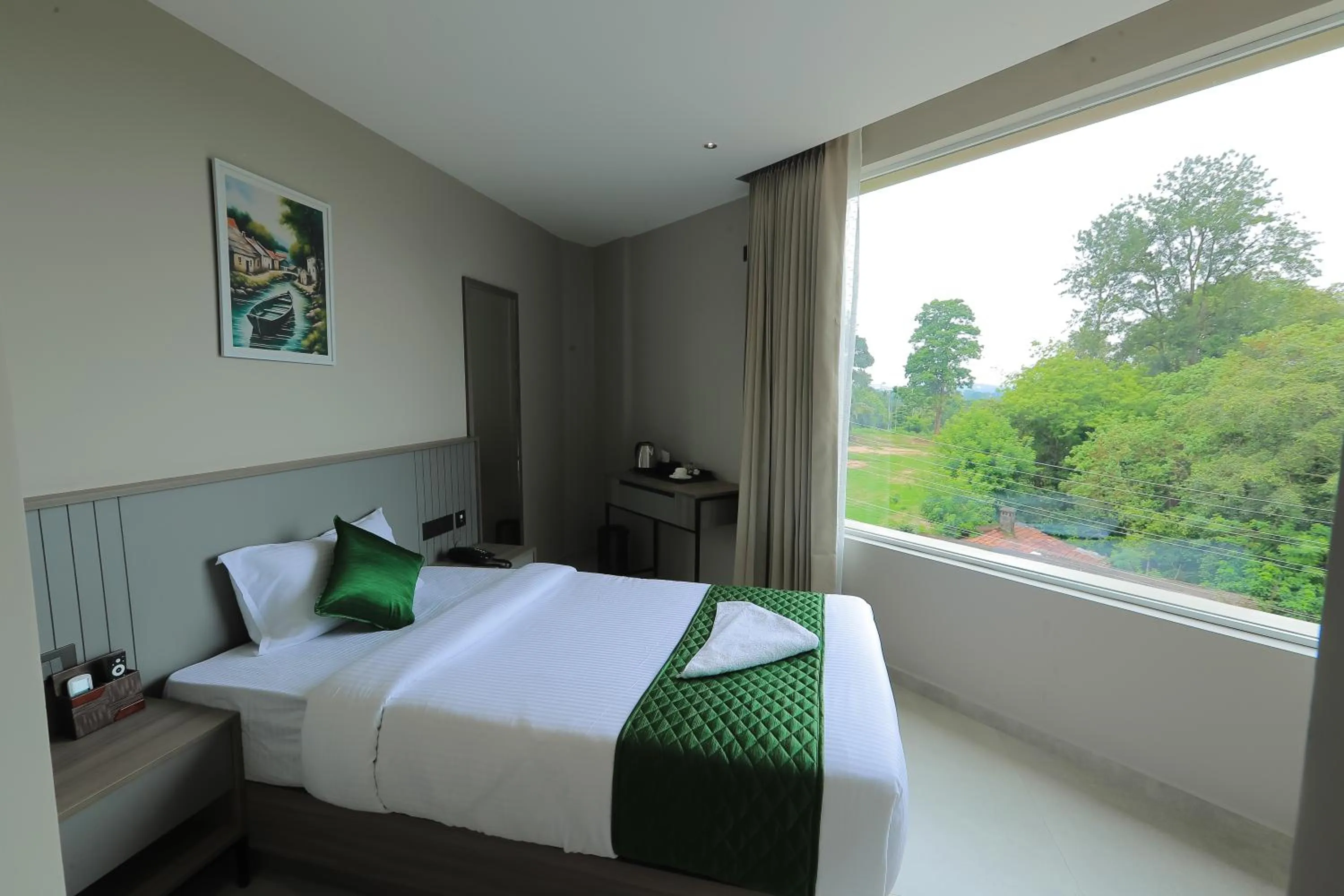 Natural landscape, Bed in Mount Land