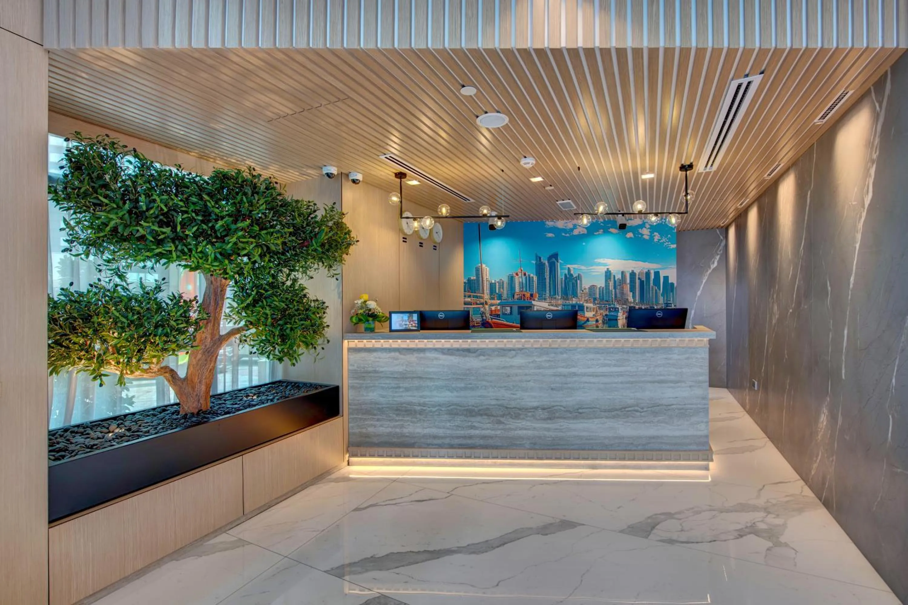 Lobby or reception in La Quinta by Wyndham Abu Dhabi Al Wahda