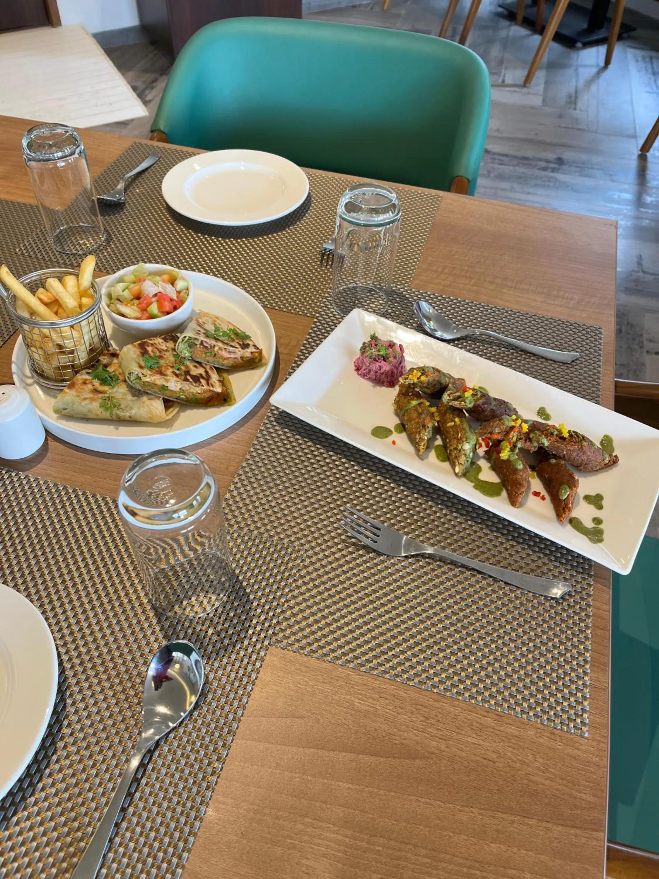 Lunch in O'NEST Elite