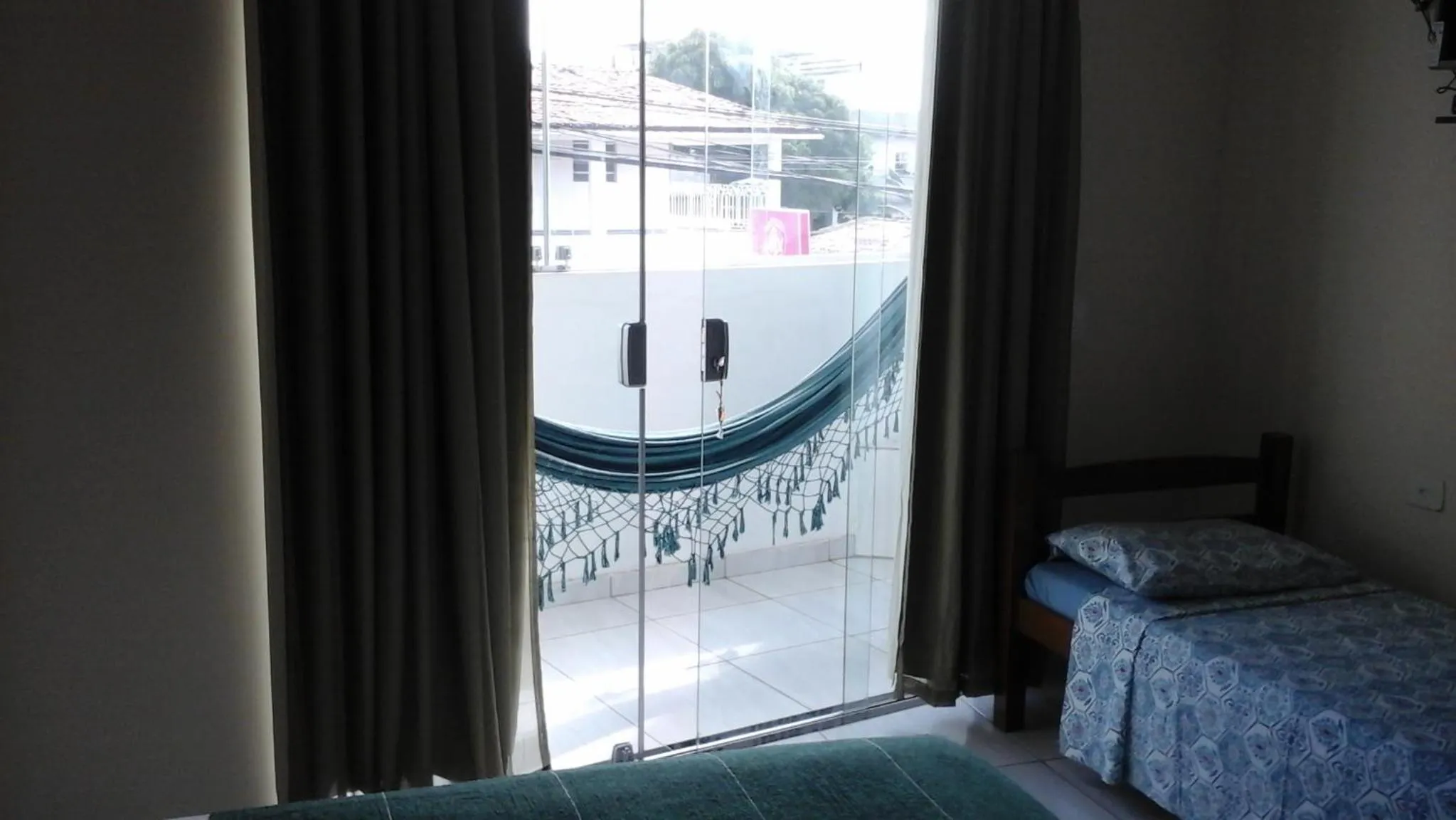 Day, Bed in Swiss Flats