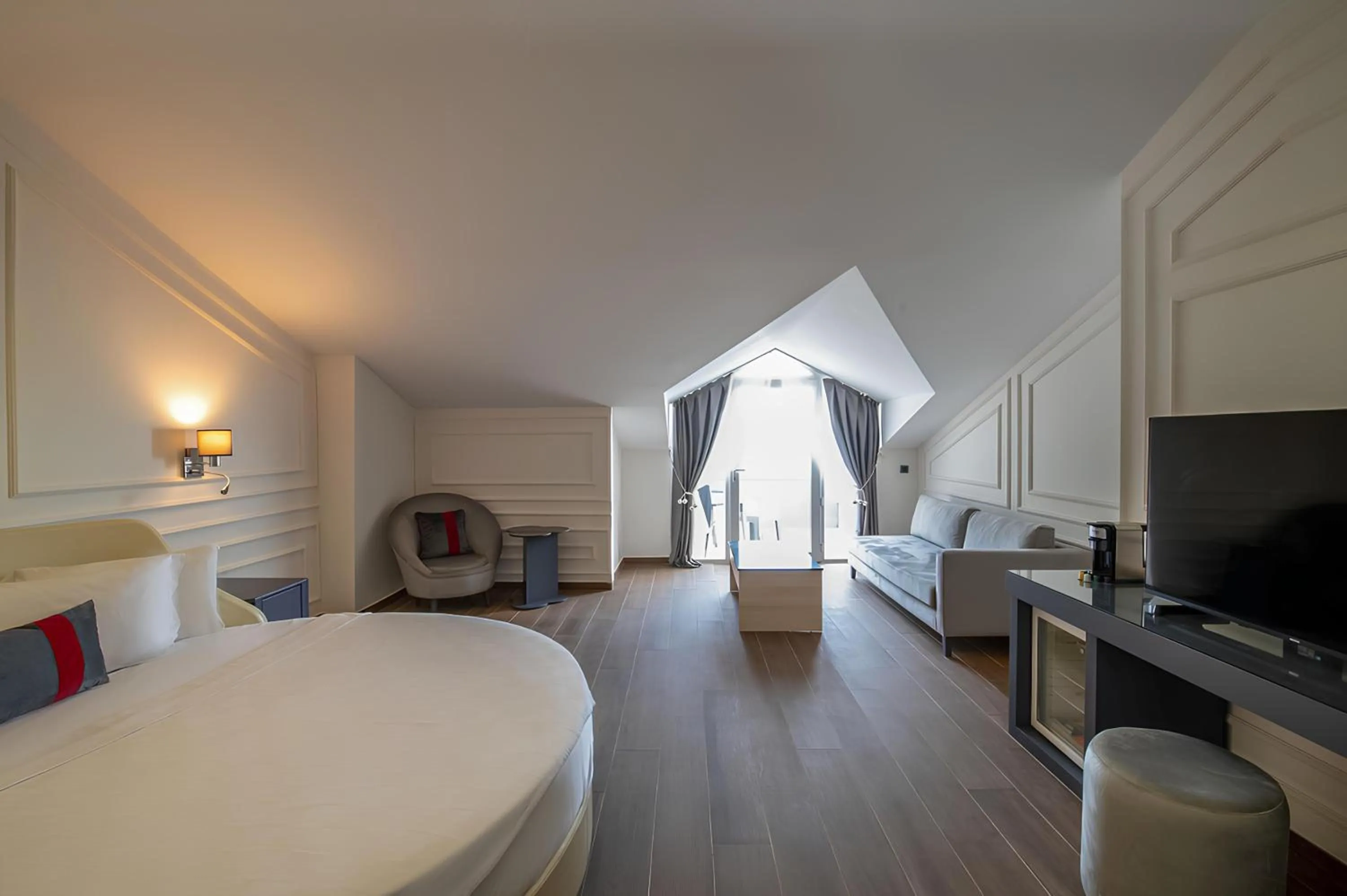 Photo of the whole room, Bed in Ramada by Wyndham Fethiye Oludeniz