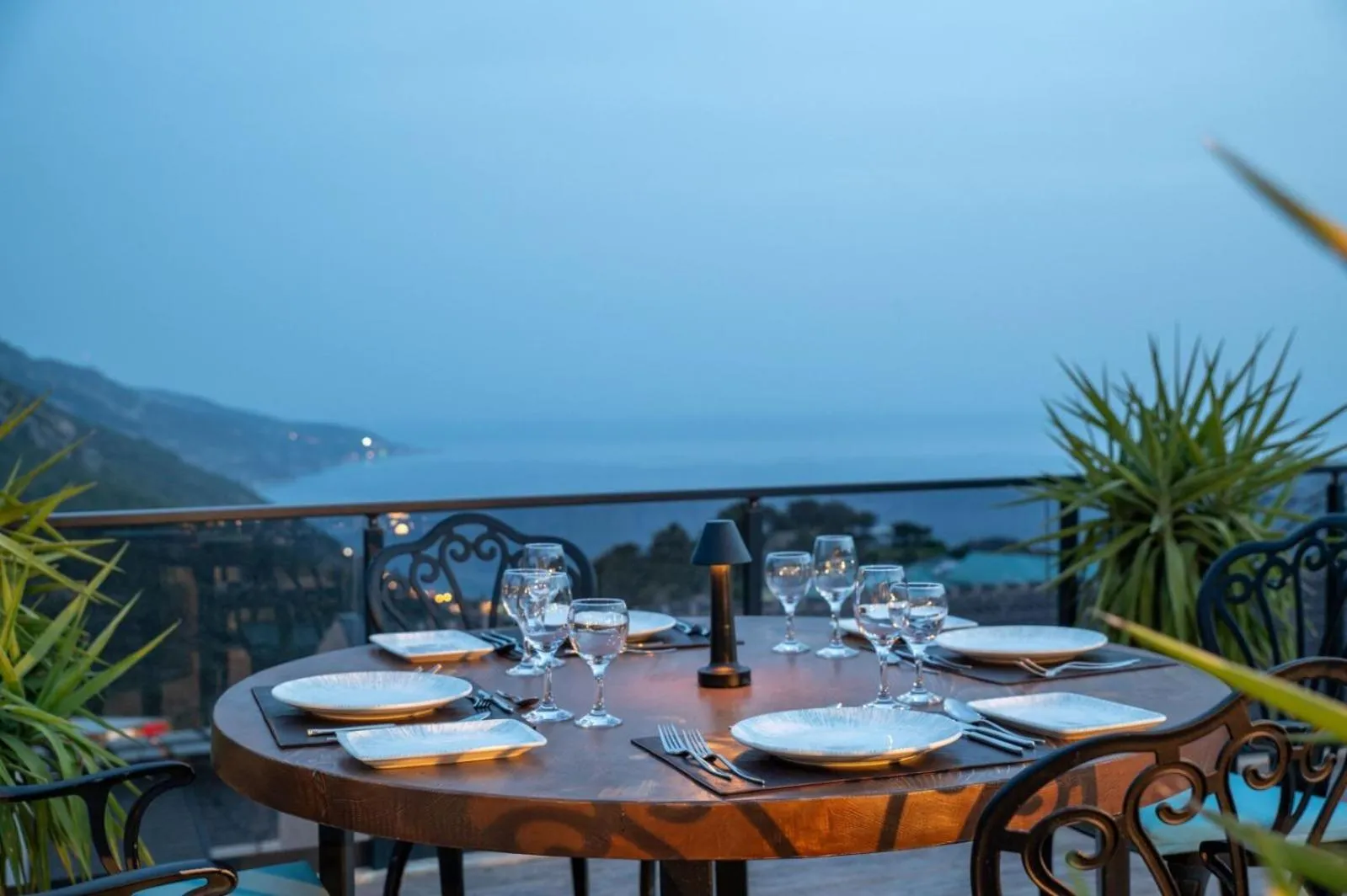 Dining area in Ramada by Wyndham Fethiye Oludeniz