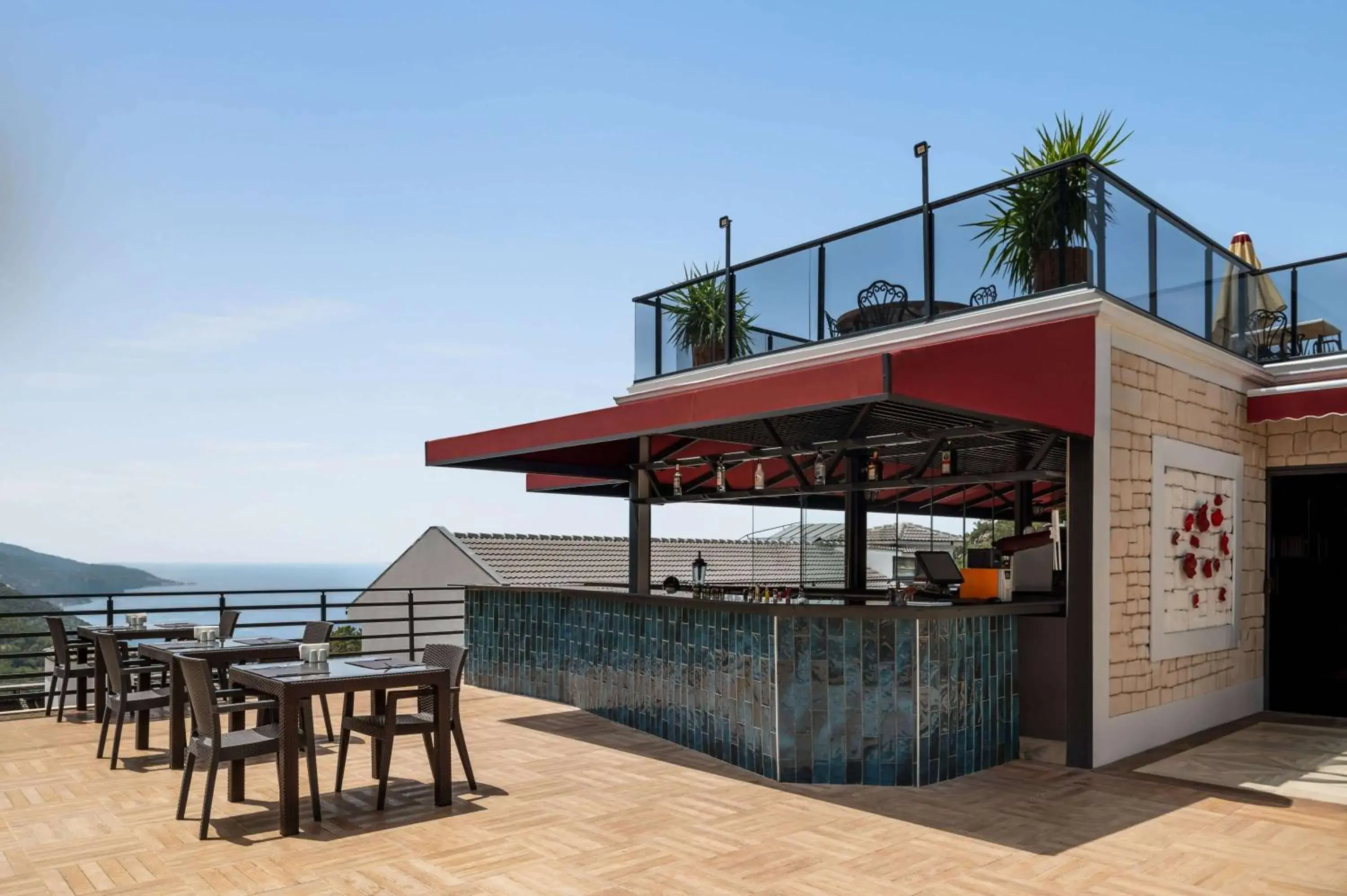 Lounge or bar in Ramada by Wyndham Fethiye Oludeniz Lounge or bar in Ramada by Wyndham Fethiye Oludeniz