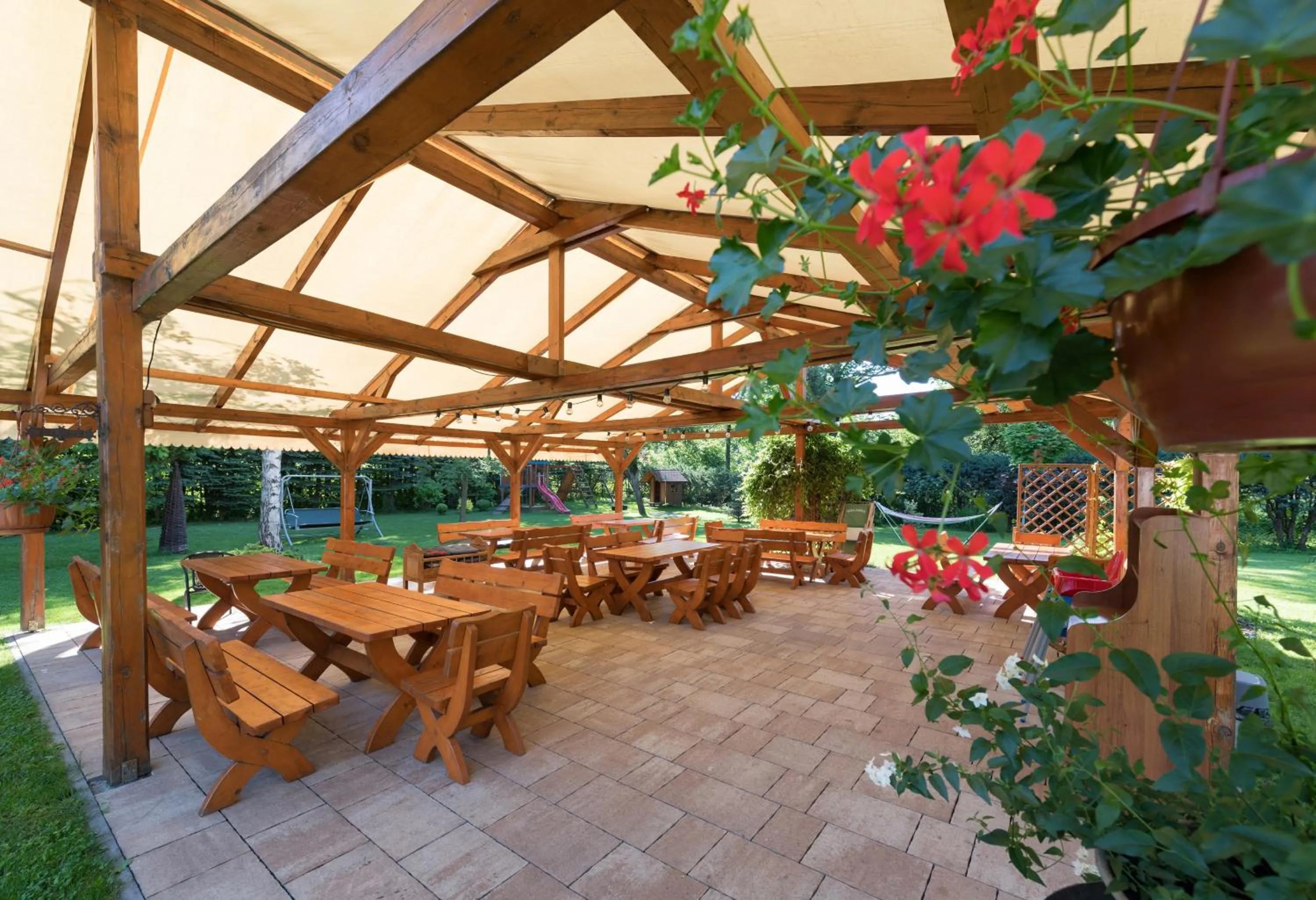 Garden in Sielanka Pokoje Hotelowe, Restauracja - Ustroń