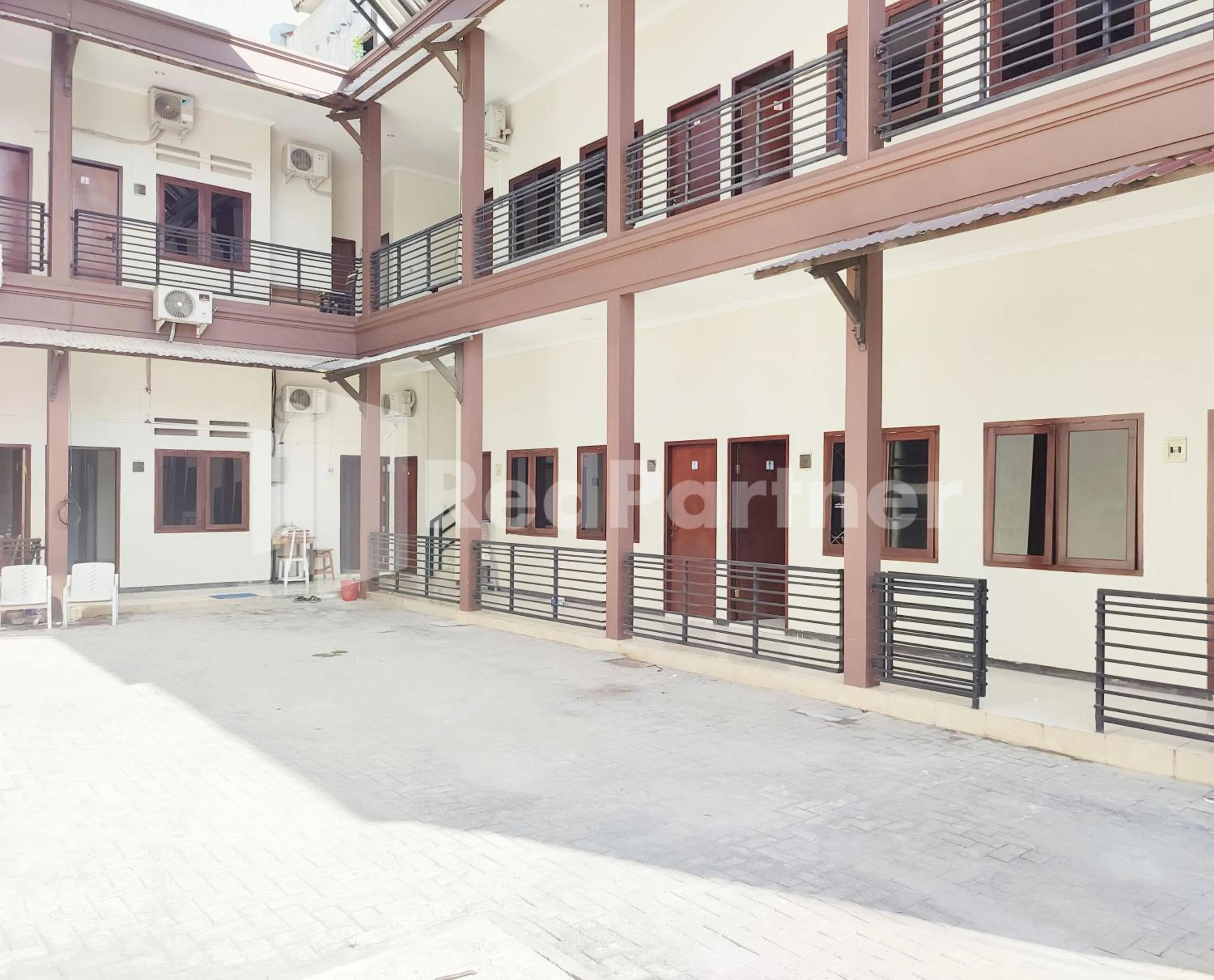Property building in Mutiara Residence Near Simpang Lima Mitra RedDoorz
