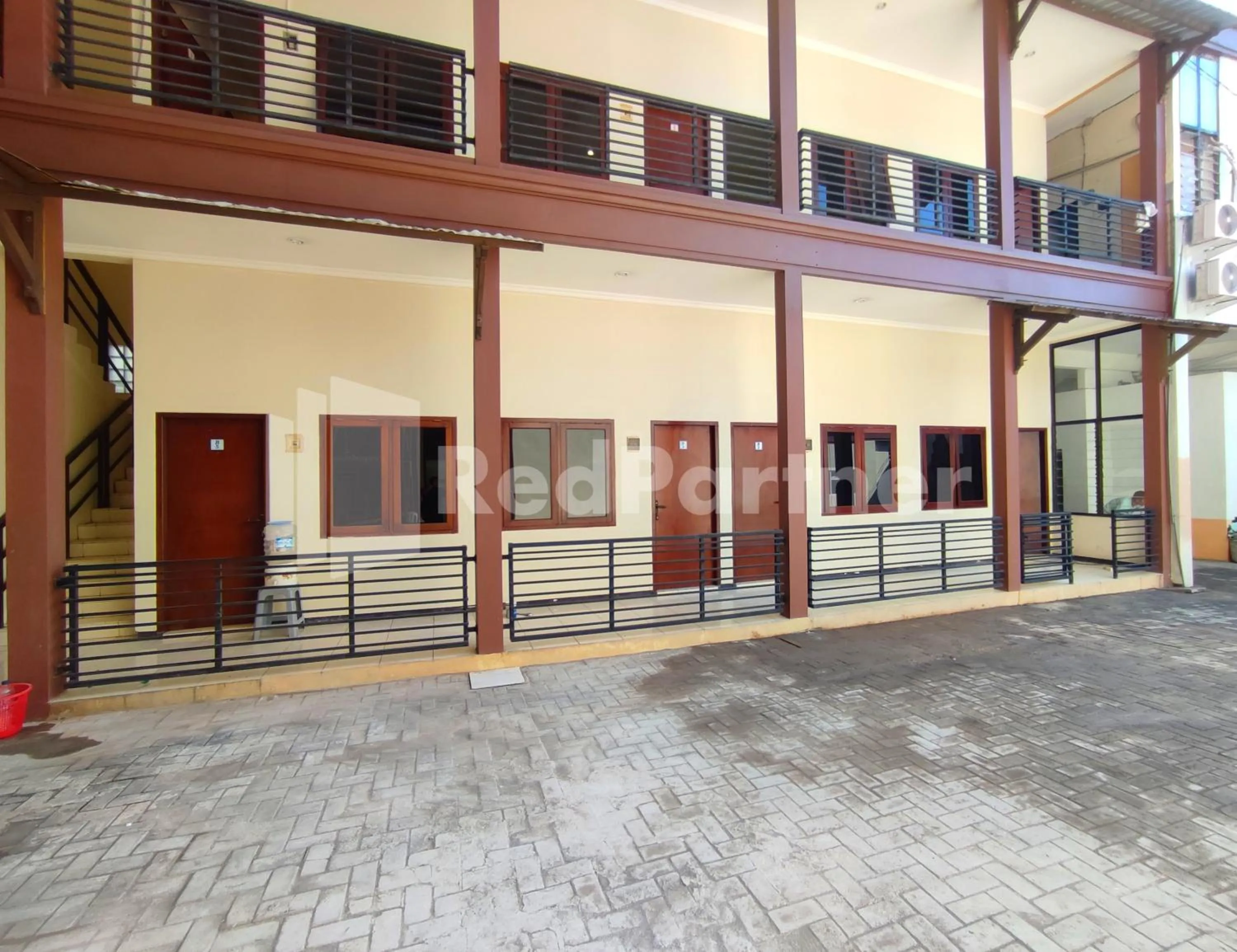 Property building in Mutiara Residence Near Simpang Lima Mitra RedDoorz