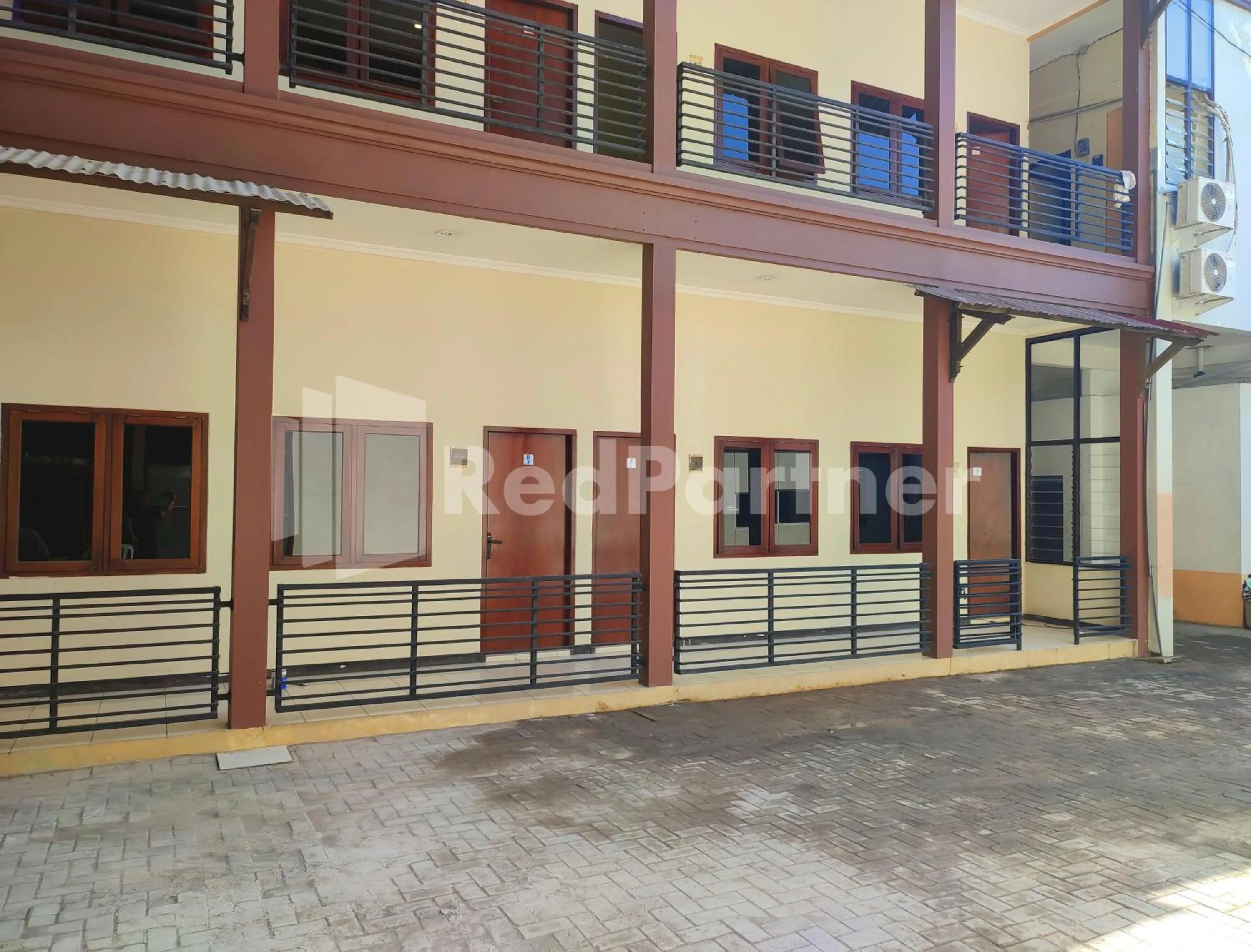 Property building in Mutiara Residence Near Simpang Lima Mitra RedDoorz