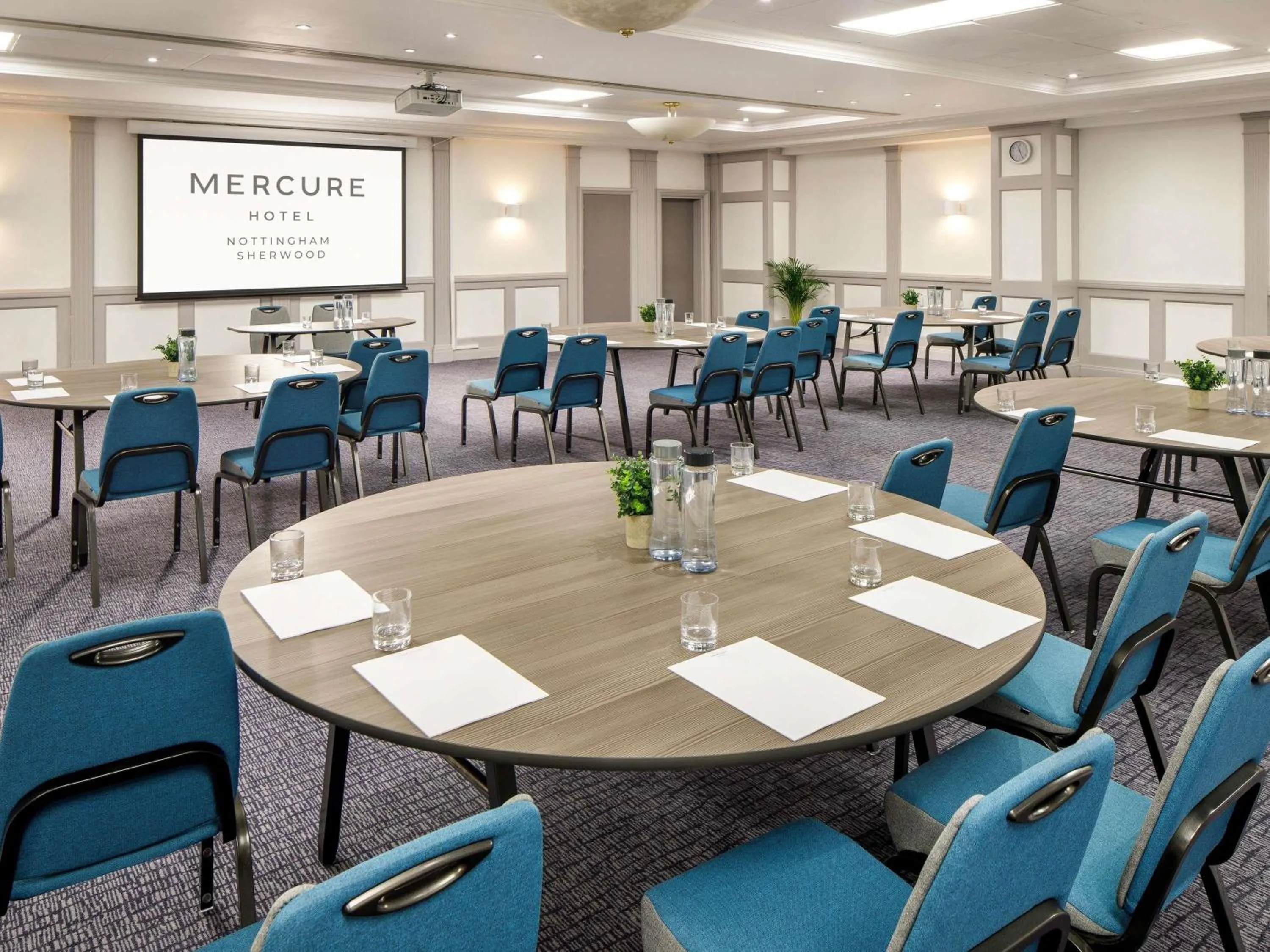 Meeting/conference room in Mercure Nottingham Sherwood