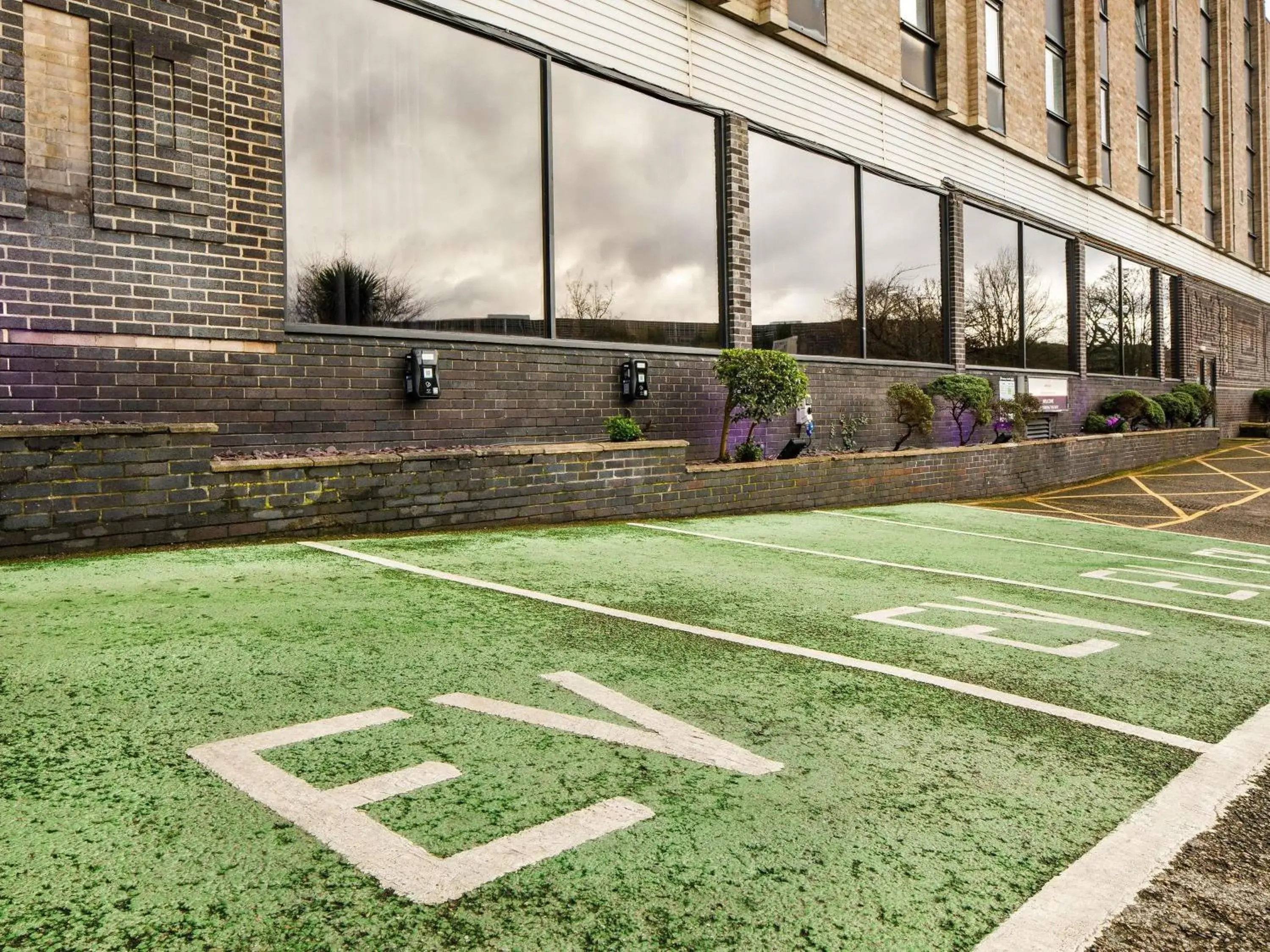 Property building in Mercure Nottingham Sherwood Property building in Mercure Nottingham Sherwood