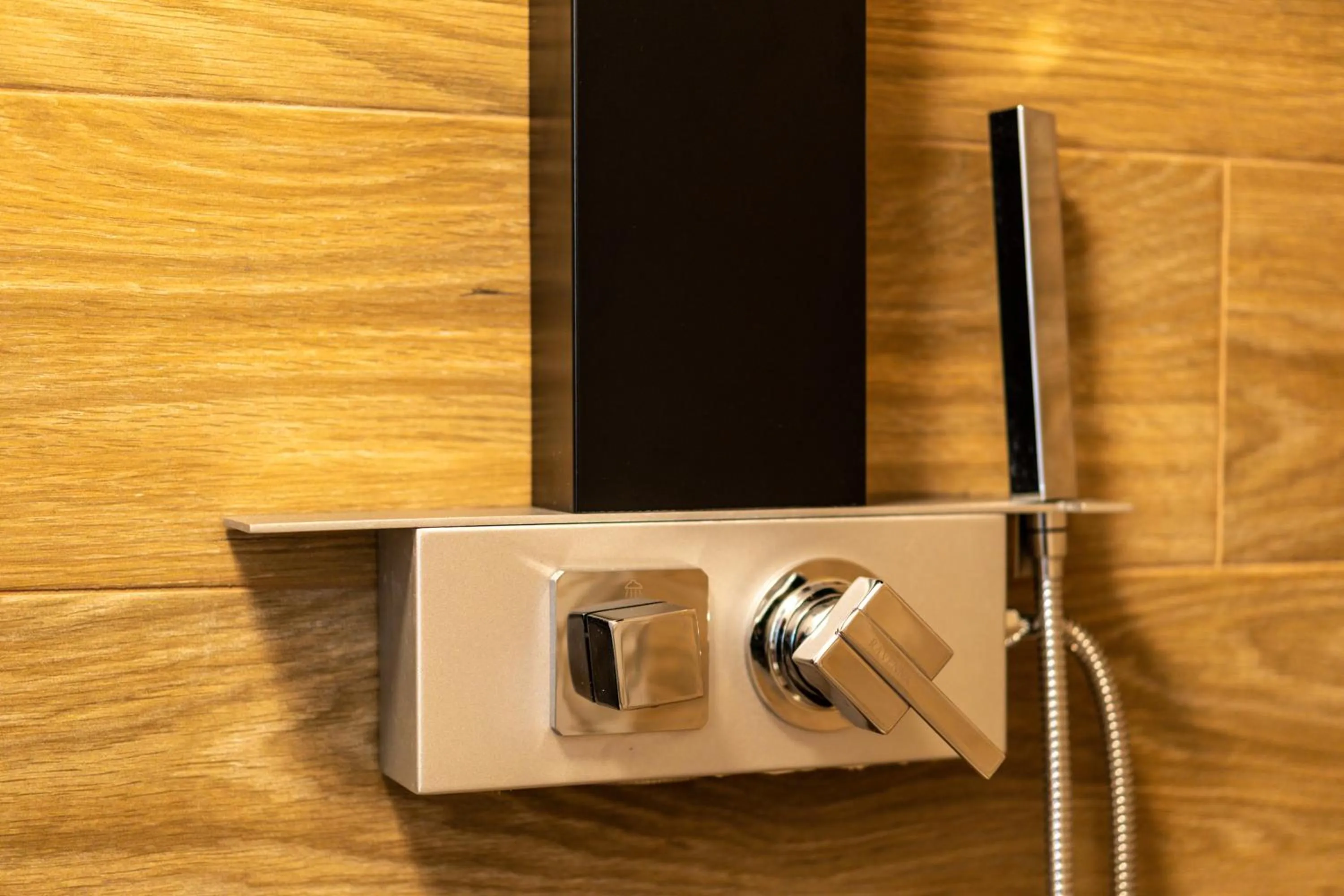 Bathroom in Hotel Epavlis