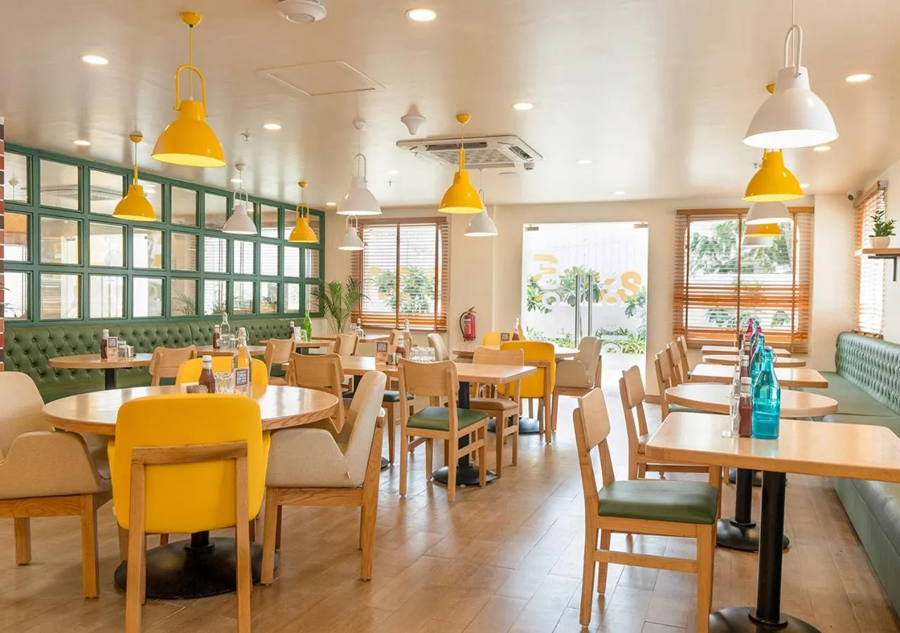 Restaurant/places to eat in Bloom Hotel - Financial District