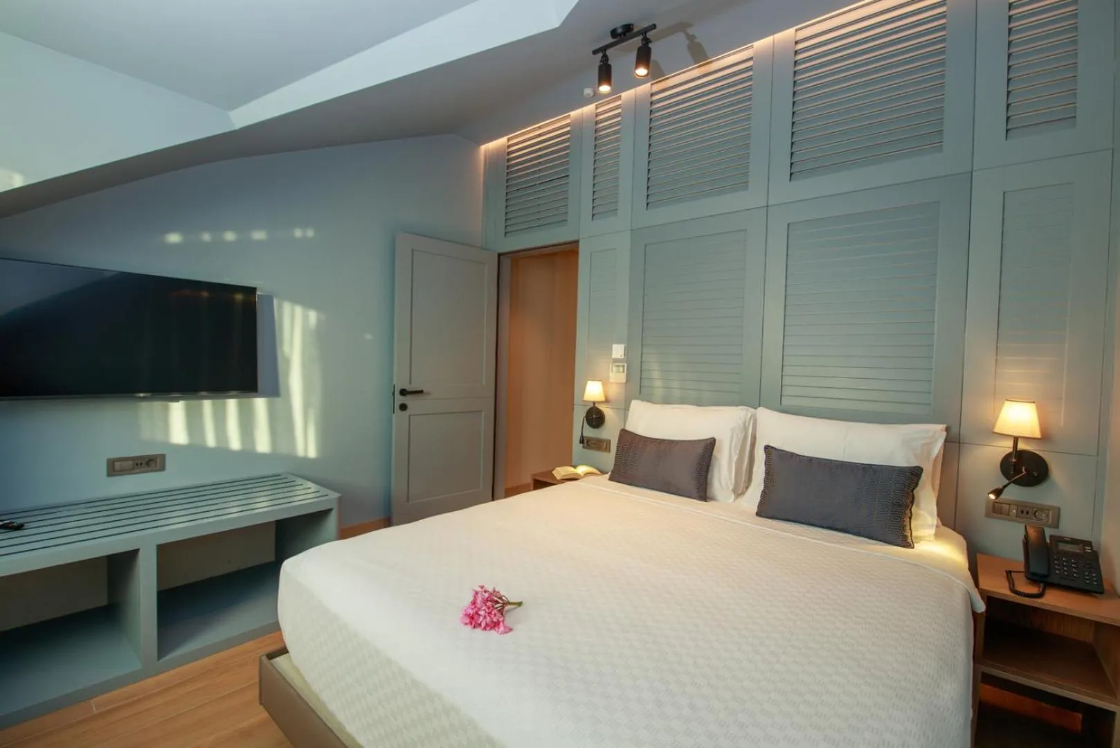 Bed in Casa Lumar Luxury Lodging- Adult Only