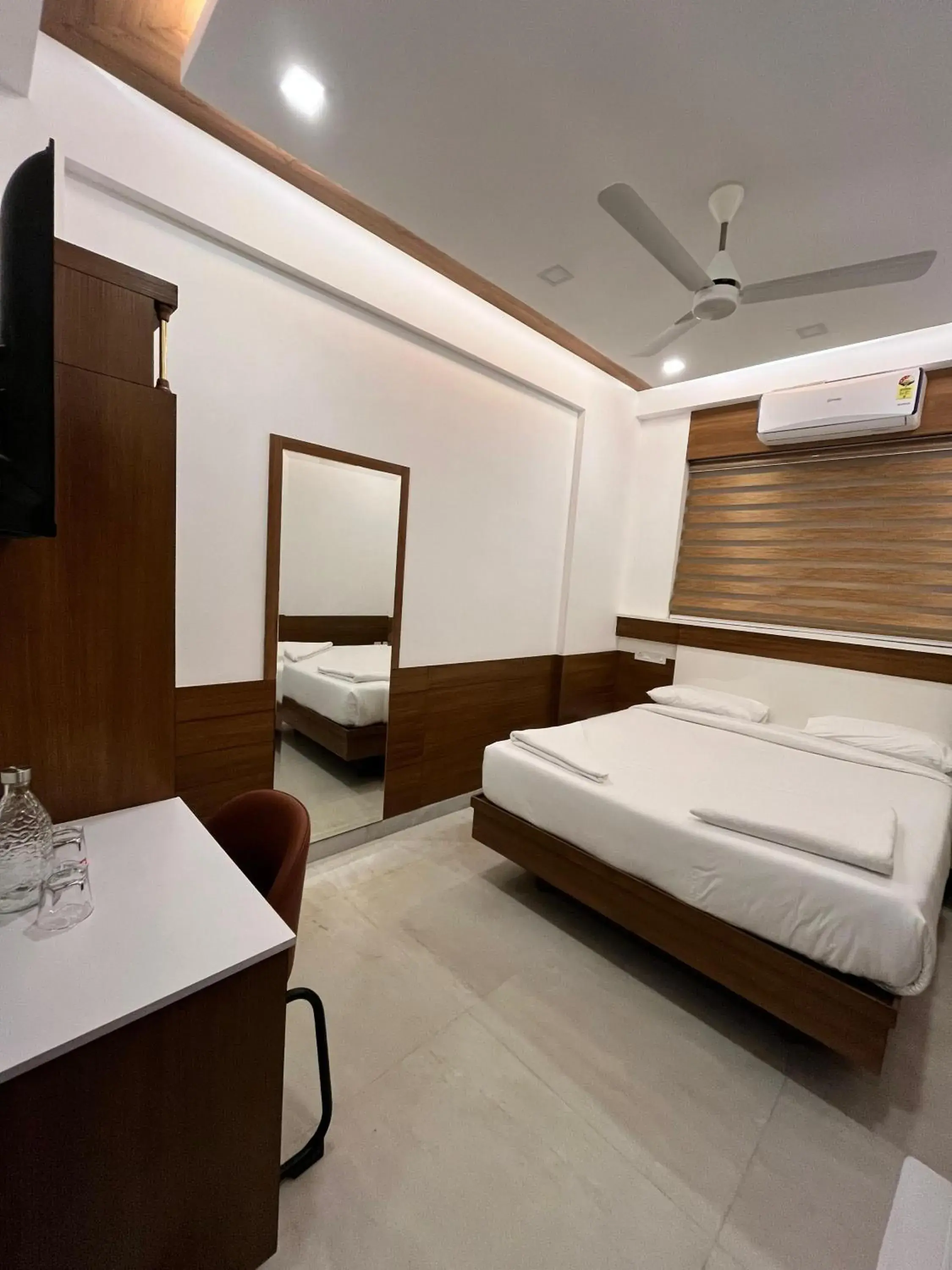 Bed in Welcome Hotels Bed in Welcome Hotels