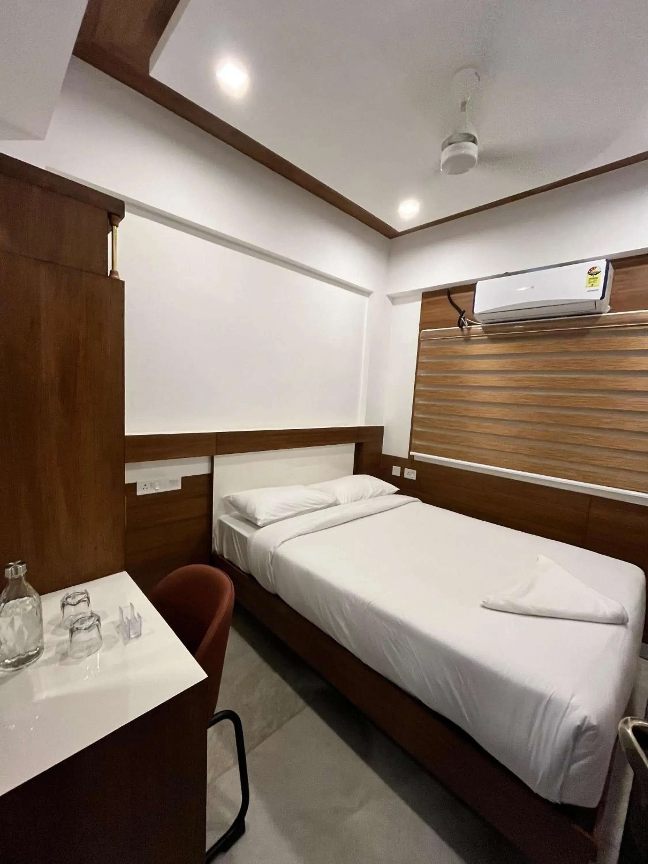 Photo of the whole room, Bed in Welcome Hotels Photo of the whole room, Bed in Welcome Hotels