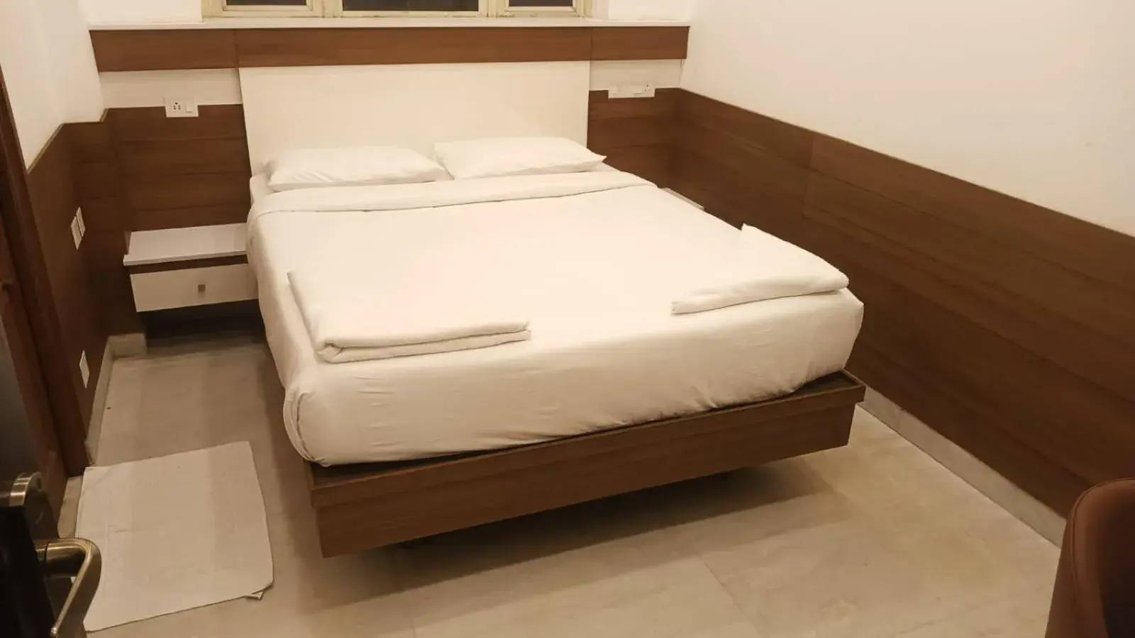 Deluxe Room in Welcome Hotels Deluxe Room in Welcome Hotels