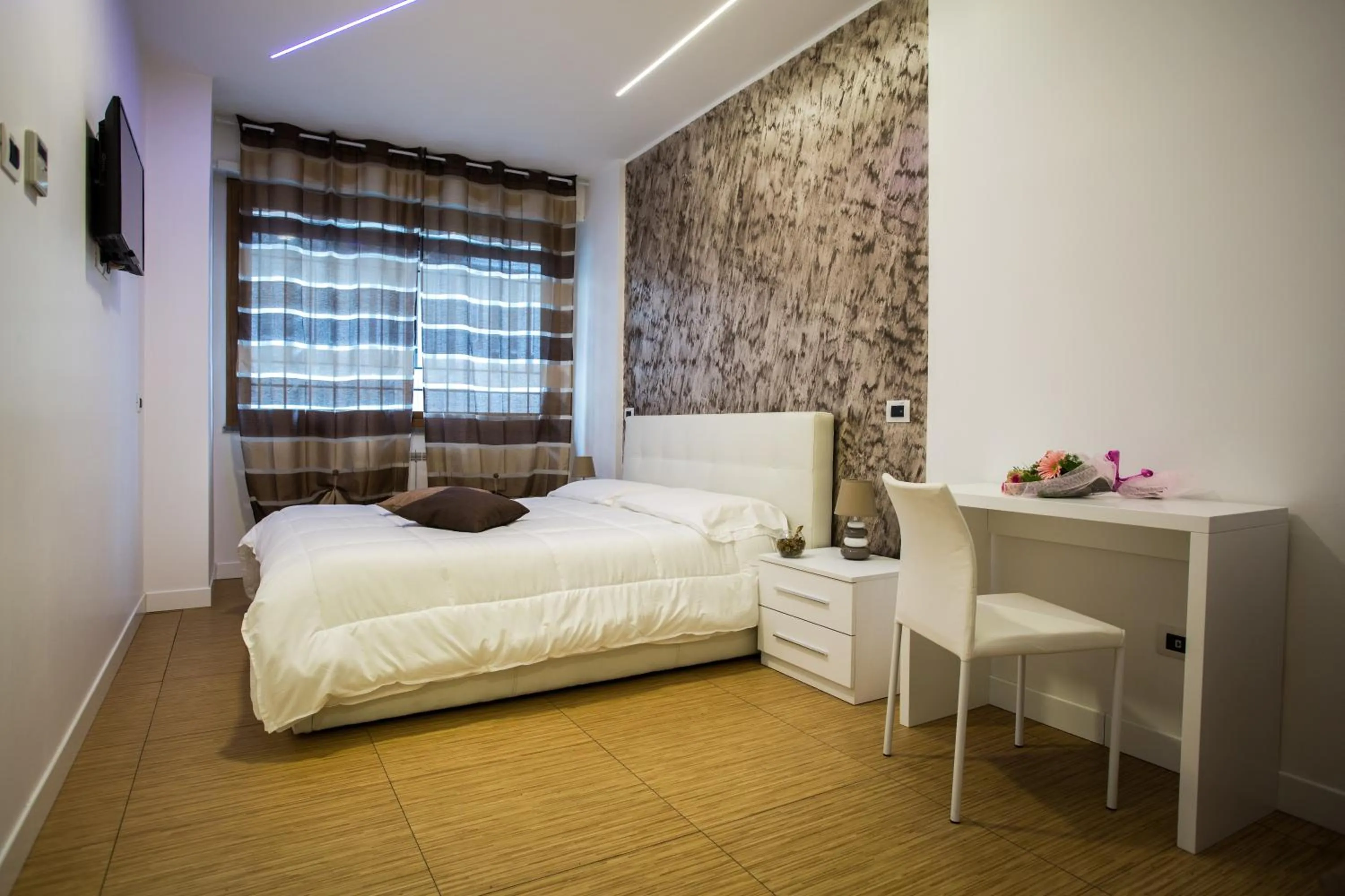 Day, Bed in Valle Aurelia House