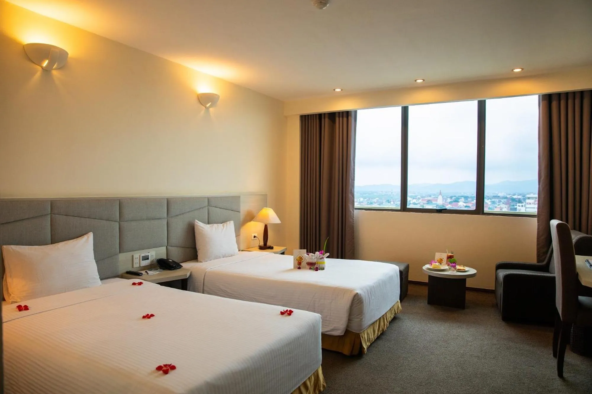 Bedroom, Bed in Muong Thanh Dien Chau Hotel