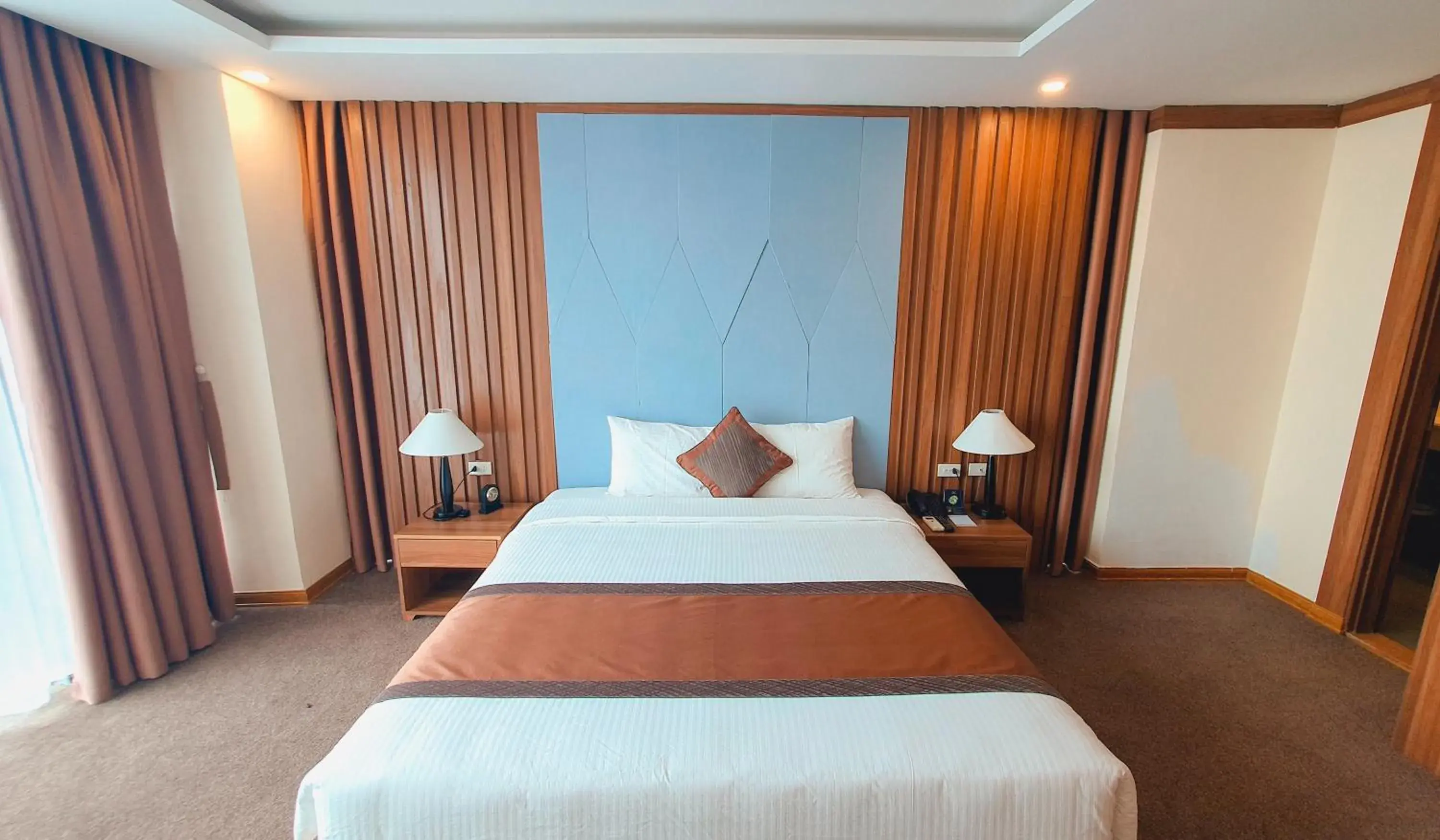 Bedroom, Bed in Muong Thanh Dien Chau Hotel Bedroom, Bed in Muong Thanh Dien Chau Hotel