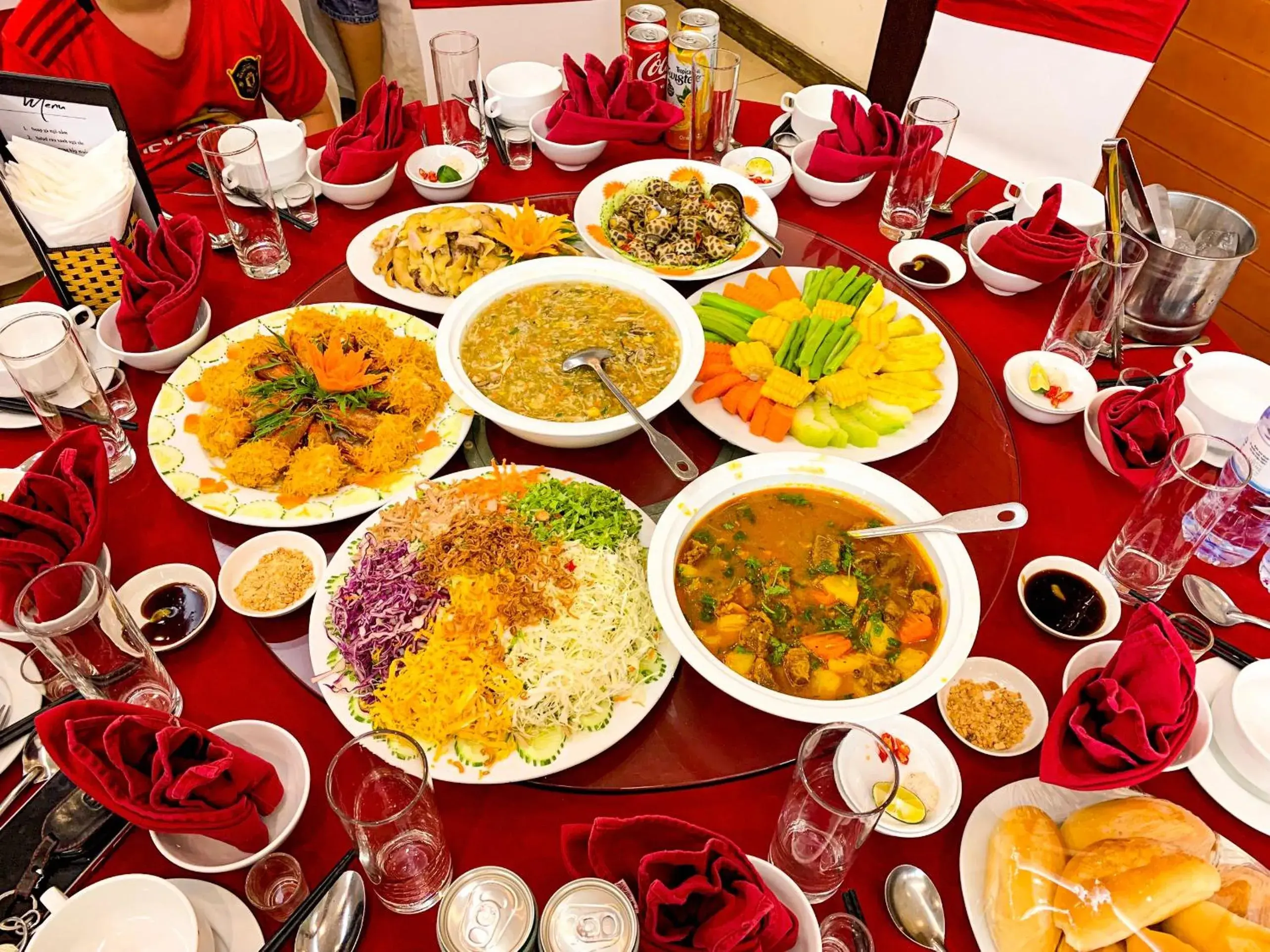 Food and drinks in Muong Thanh Dien Chau Hotel Food and drinks in Muong Thanh Dien Chau Hotel