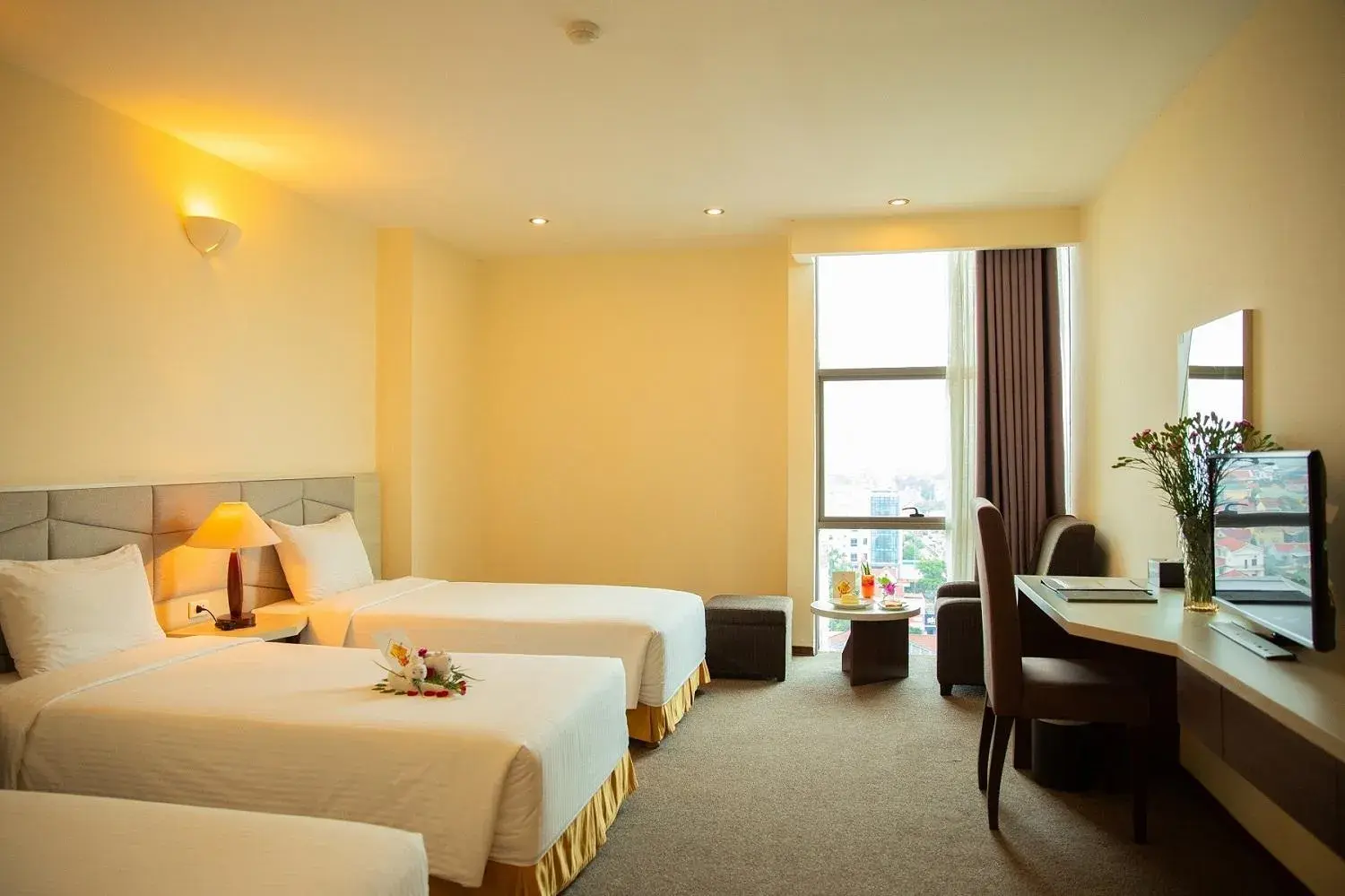 Bedroom, Bed in Muong Thanh Dien Chau Hotel Bedroom, Bed in Muong Thanh Dien Chau Hotel