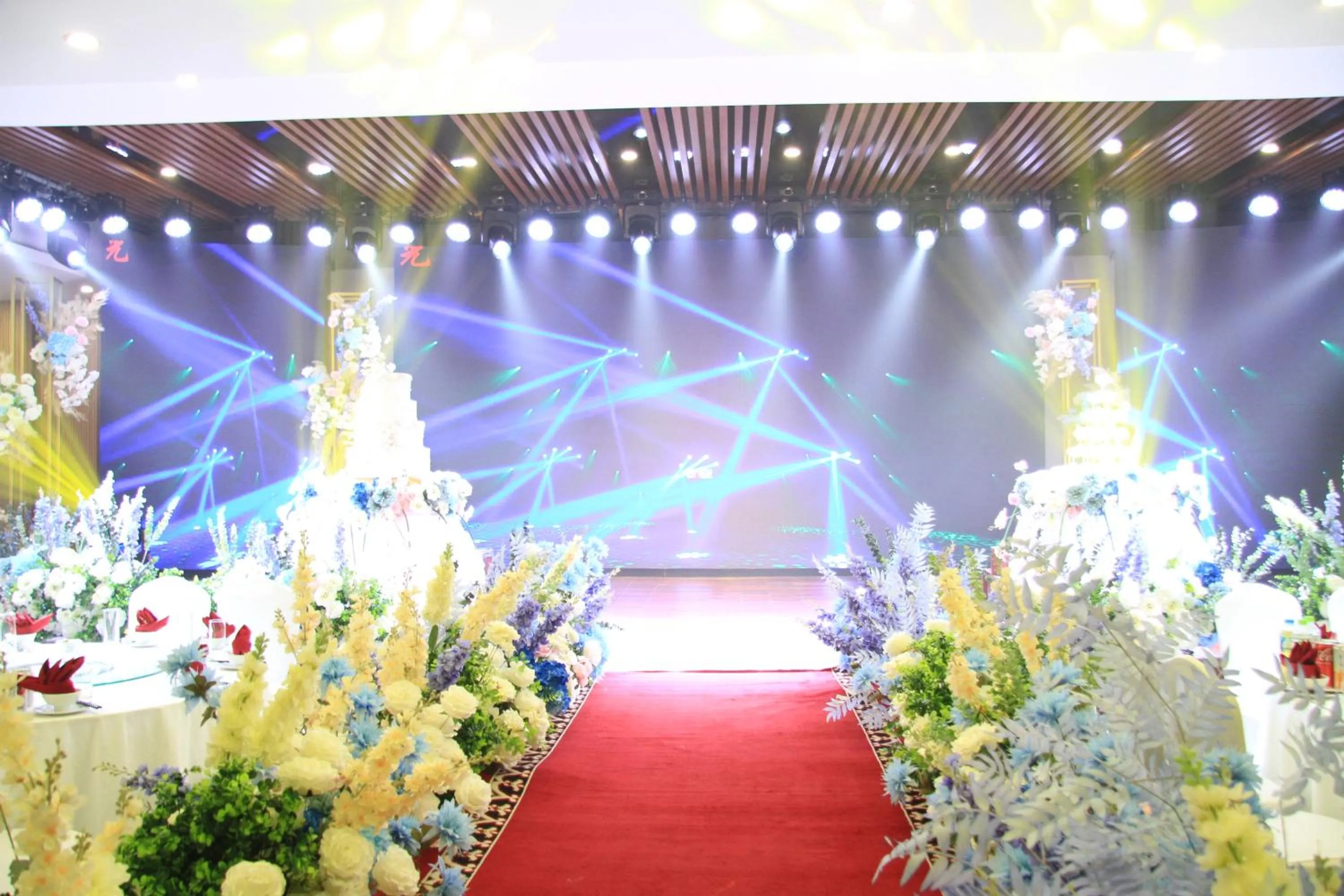 wedding in Muong Thanh Dien Chau Hotel