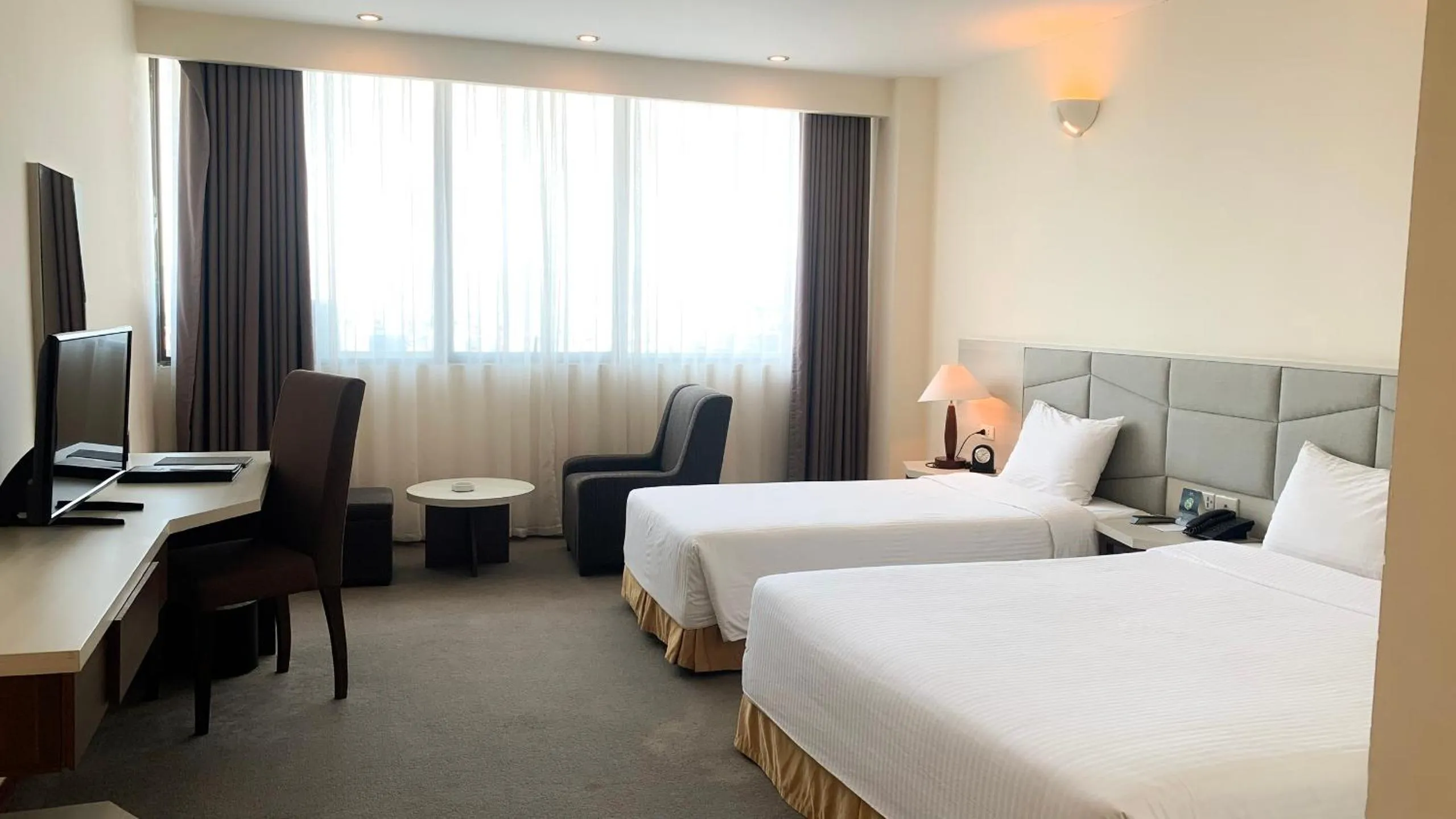 Living room, Bed in Muong Thanh Dien Chau Hotel