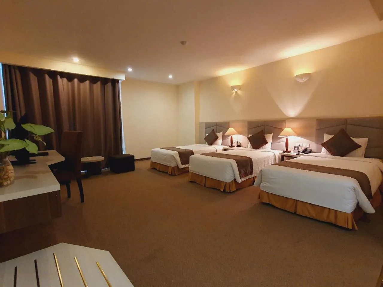 Photo of the whole room, Bed in Muong Thanh Dien Chau Hotel