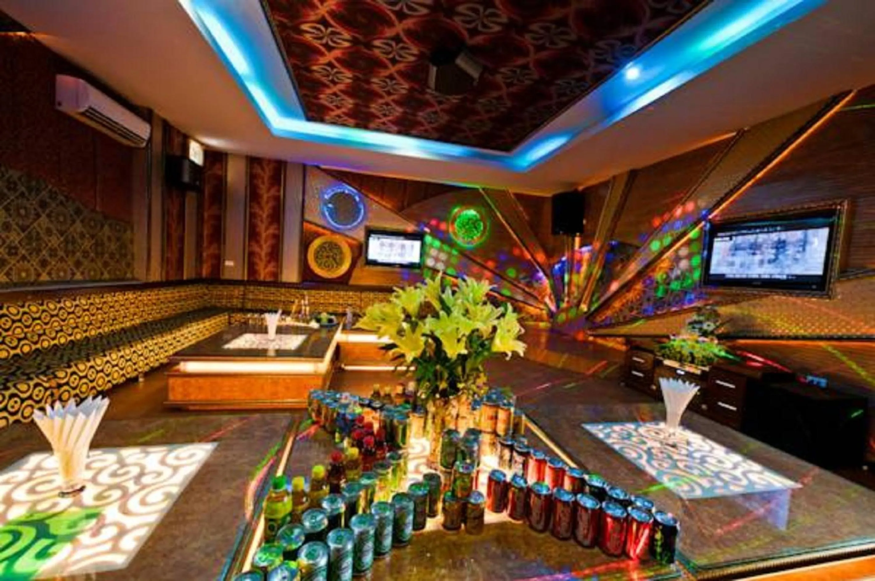 Karaoke in Muong Thanh Dien Chau Hotel