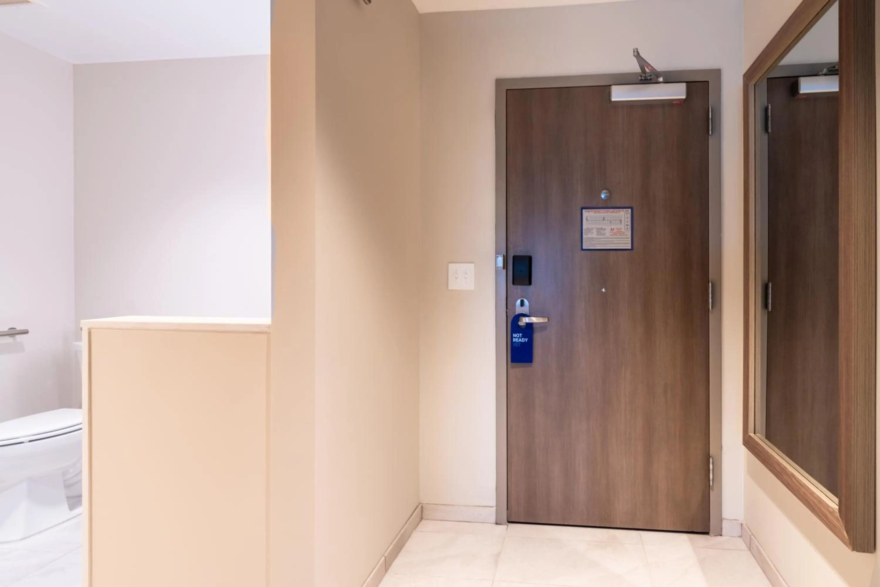 Holiday Inn Express & Suites Murfreesboro West by IHG