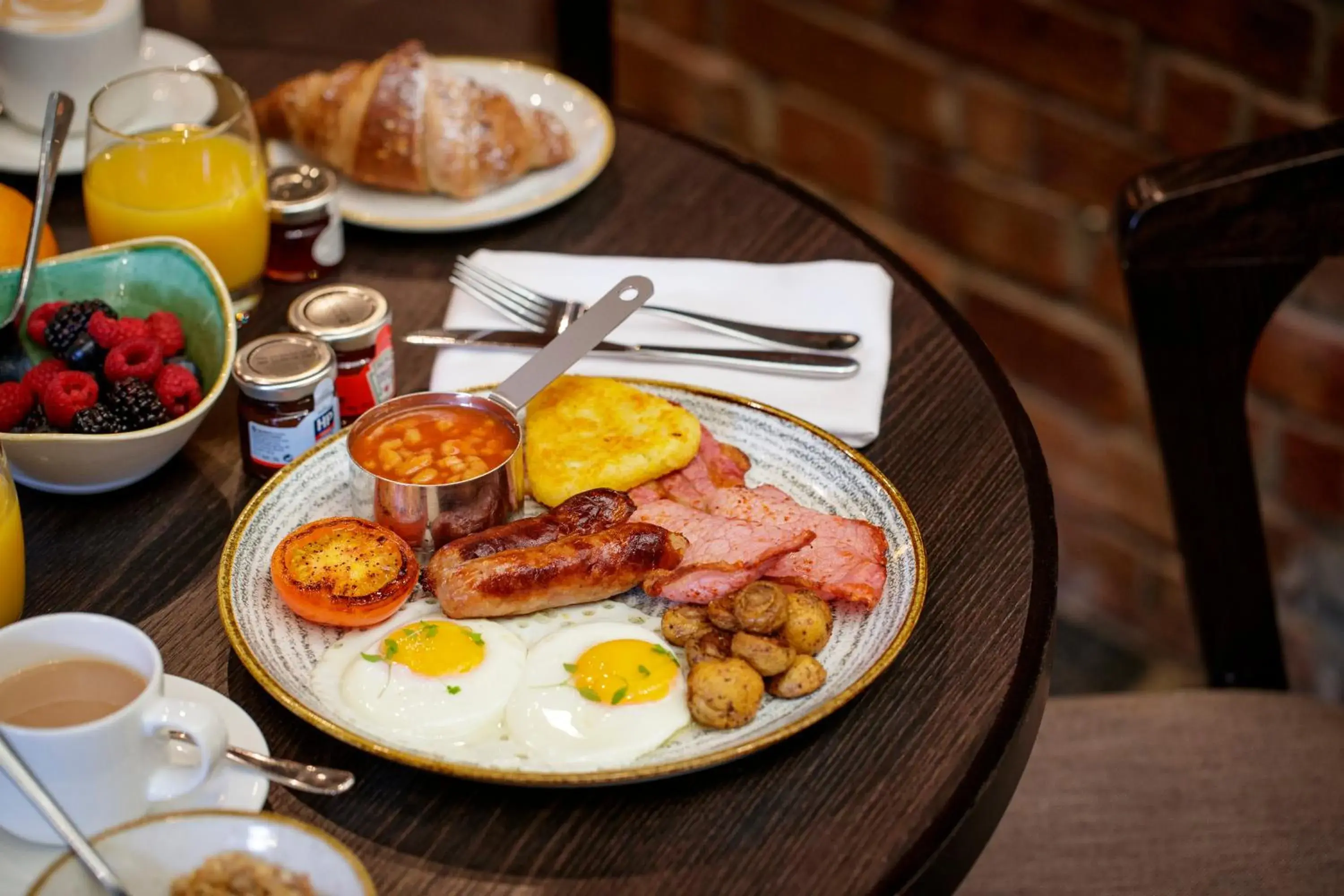 Breakfast in Crowne Plaza Nottingham by IHG Breakfast in Crowne Plaza Nottingham by IHG