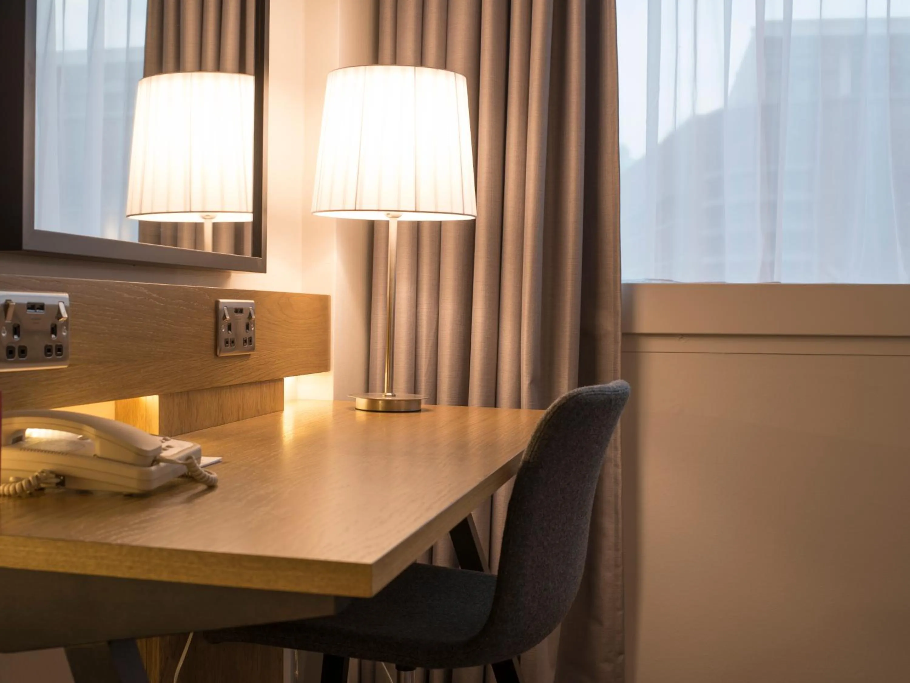 Bedroom in Crowne Plaza Nottingham by IHG