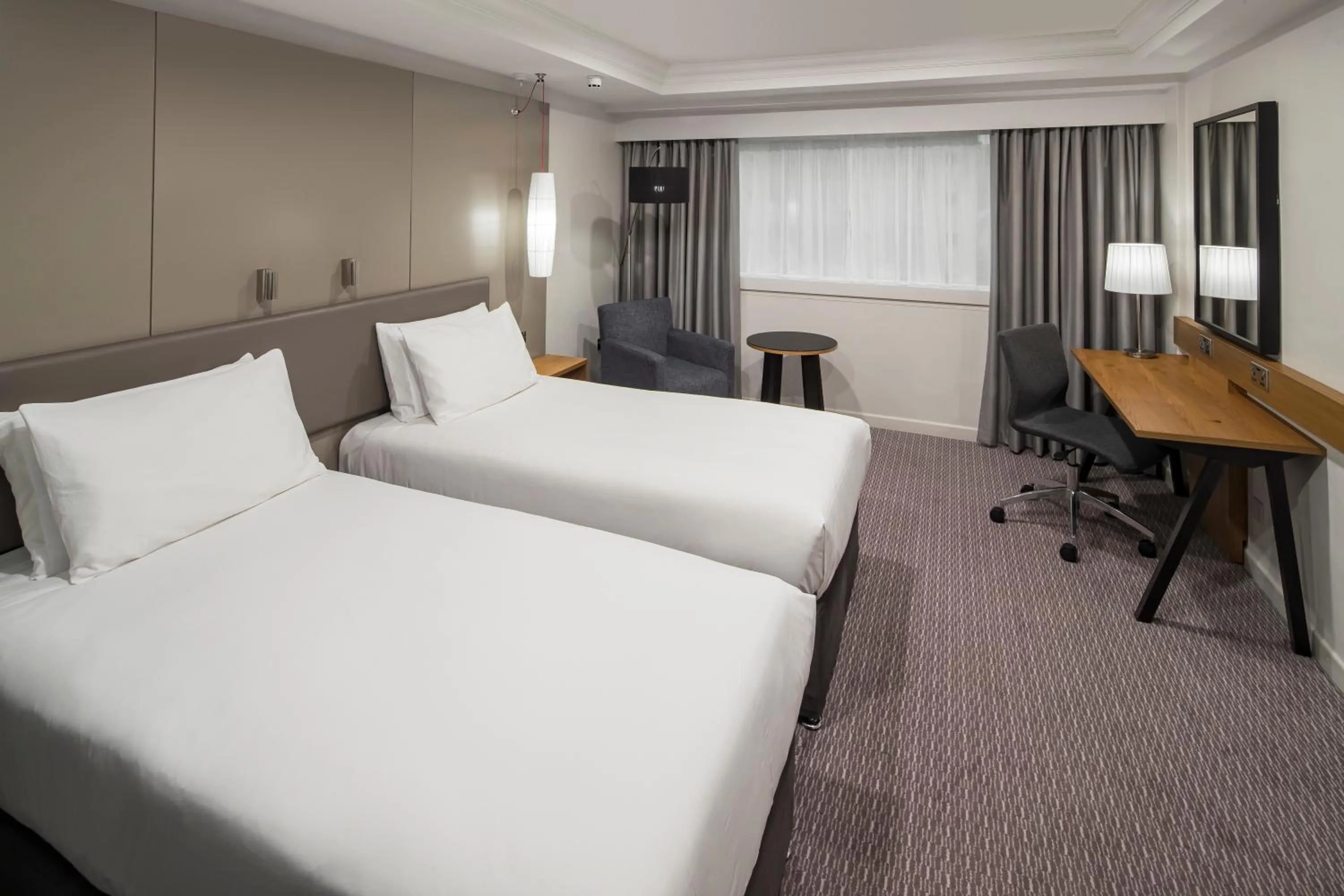 Bedroom, Bed in Crowne Plaza Nottingham by IHG